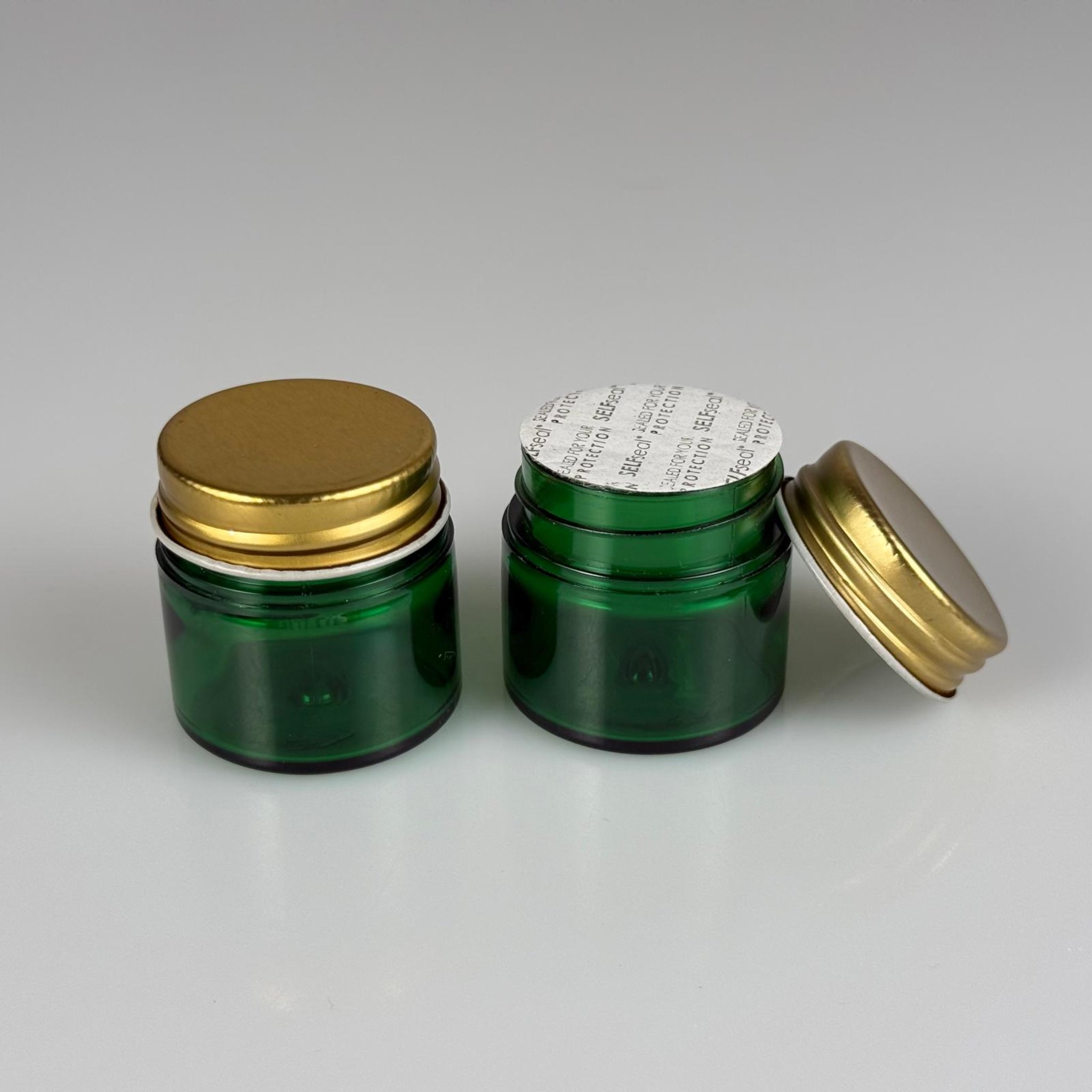 20 CC YEŞİL SERT PLASTİK KAVANOZ - 38 AĞIZ CONTALI GOLD METAL KAPAKLI + KENDİNDEN YAPIŞKANLI KÖPÜK CONTA - 20 ml KALIN LÜX Boş Krem, Balm, Peeling, Macun, Pasta, Aromaterapi ve Saç Maskesi Kabı