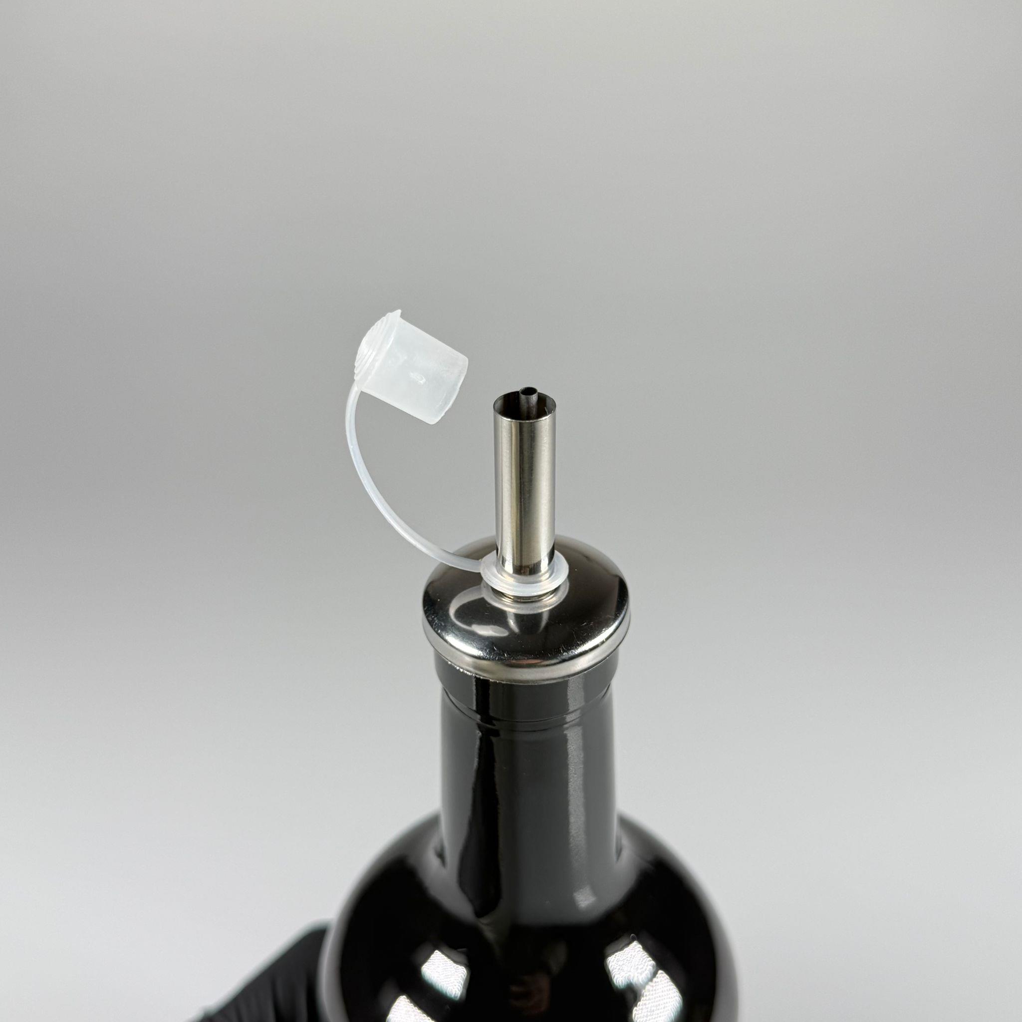 500 CC SİYAH OLİVE YAZI CAM ZEYTİNYAĞ ŞİŞESİ - ÇELİK KAPAKLI YAĞDANLIK TIPALI YAĞ AKITICILI - 500 ML YAĞDANLIK BASKILI CAM ŞİŞE