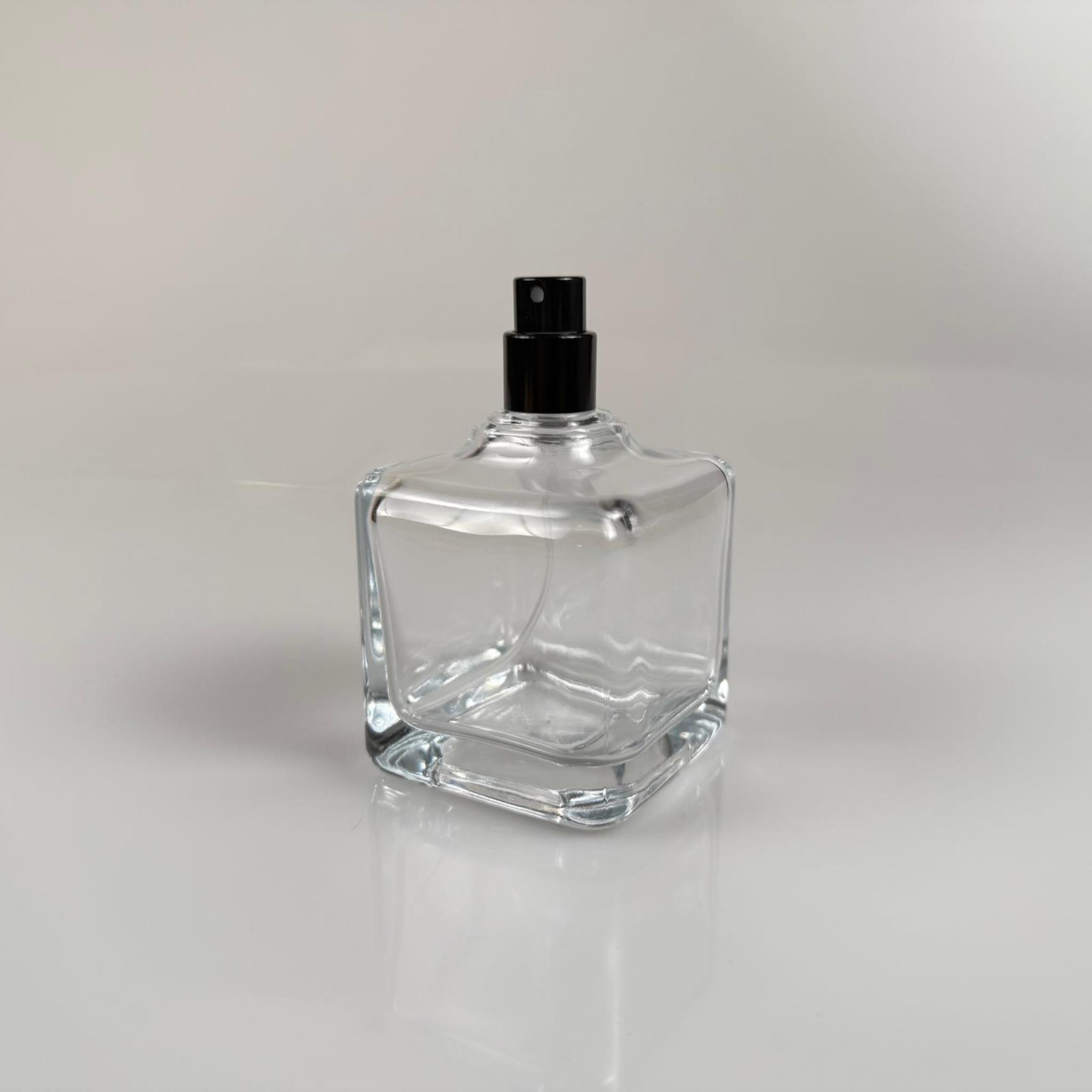 100 ML KARE MODEL LURA PARFÜM ŞİŞESİ - SİYAH METAL SPREYLİ (AĞIZ 15 MM GEÇME KOLAY KAPAMA)