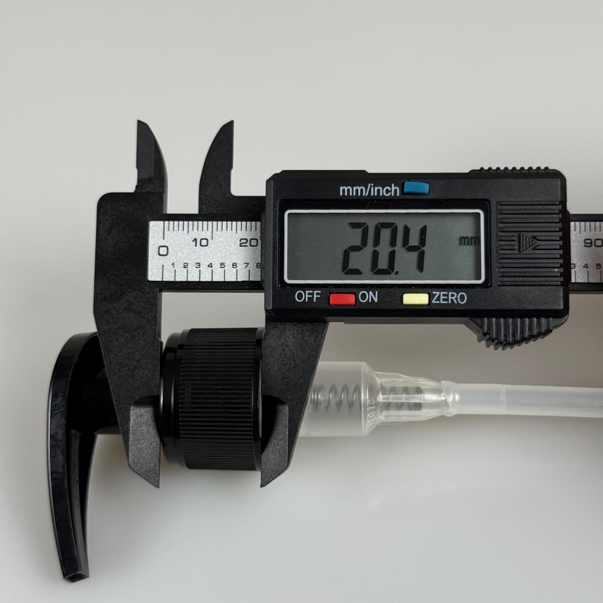 28 MM POMPA SİYAH VİDASIZ KİLİTLİ - TIRTIKLI