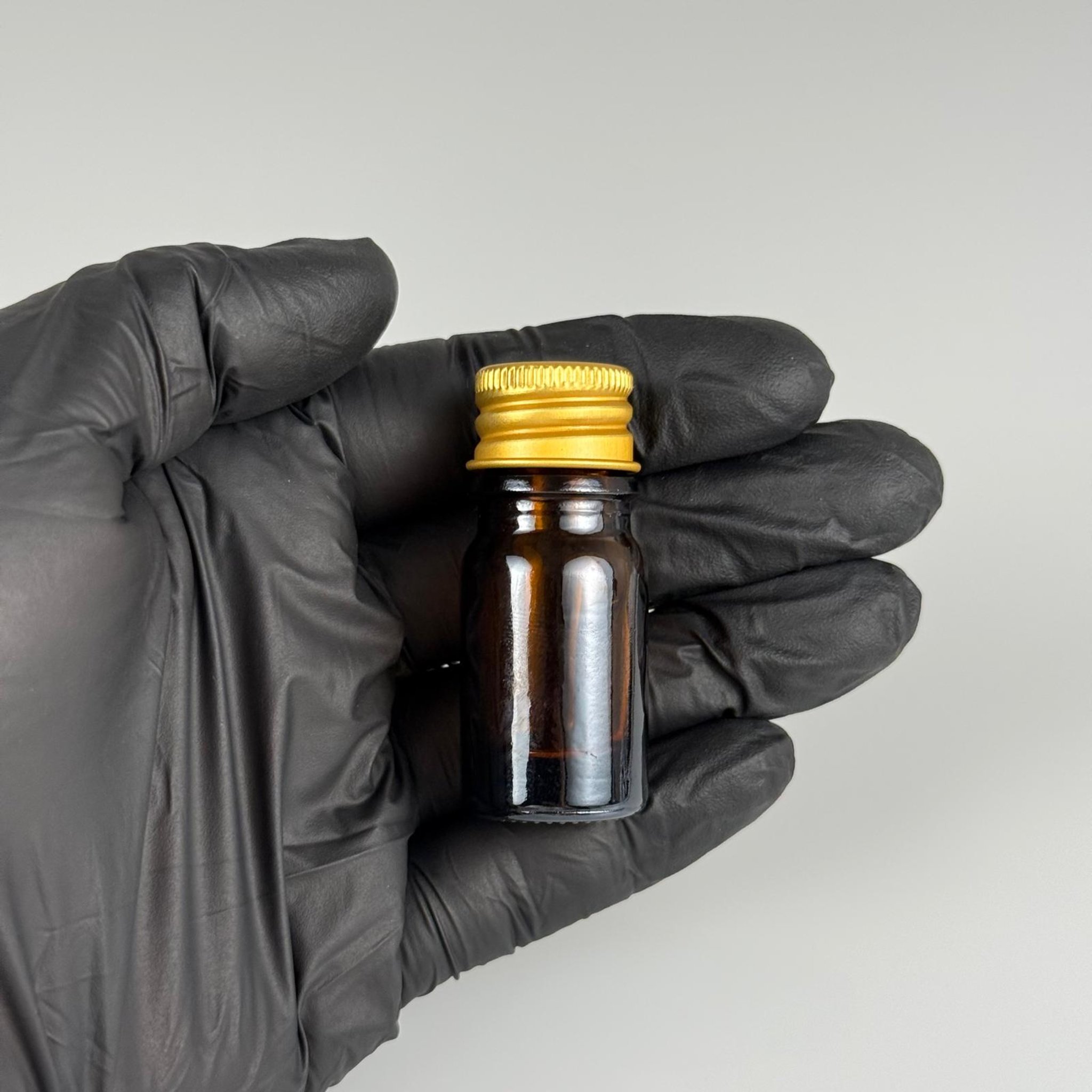 5 CC AMBER CAM ŞİŞE + KÖPÜK CONTALI GOLD ALÜMİNYUM METAL KAPAKLI + DAMLALIKLI KOLONYA TIPALI TAKIM - 5 ML KAHVERENGİCAM ŞİŞE