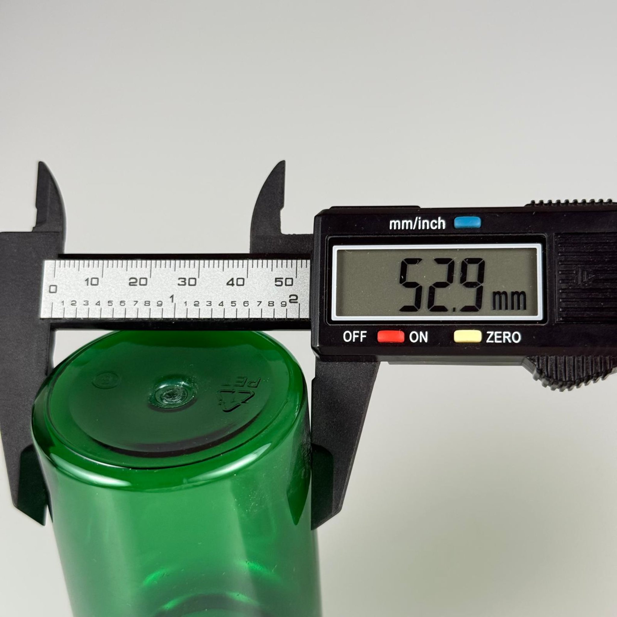 150 ML ÇOCUK KİLİT KAPAKLI TABLET ŞİŞESİ  - 150 CC YEŞİL PET KAVANOZ + 38 MM SİYAH ÇOCUK KİLİTLİ KAPAK TAKIM -  KAPSÜL KUTUSU - İLAÇ ŞİŞESİ - MEDİKAL HAP ŞİŞESİ - FARMASÖTİK KAVANOZ
