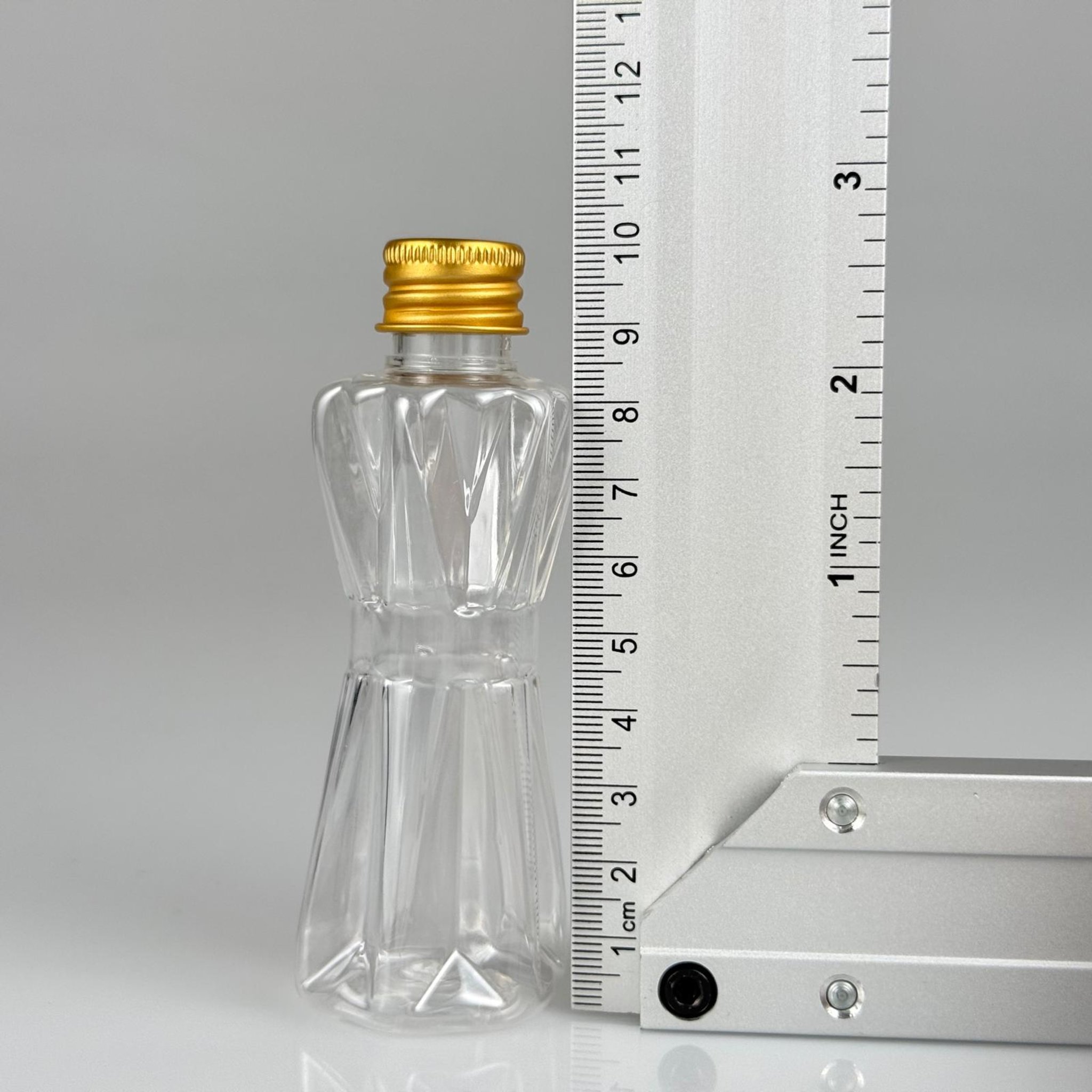 50 CC ELMAS MODEL PET ŞİŞE + KÖPÜK CONTALI GOLD ALÜMİNYUM METAL KAPAKLI TAKIM - 50 ML PLASTİK ŞİŞE