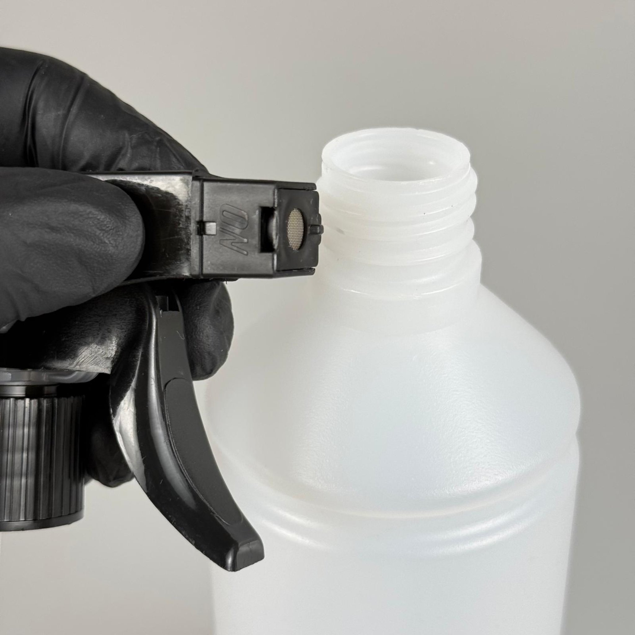 0,5 LT KÖPÜK YAPICI TRİGER SPREYLİ POLİETİLEN ŞİŞE KISA - 500 ML KÖPÜK YAPICI TRİGER TETİK SPREYLİ PLASTİK ŞİŞE