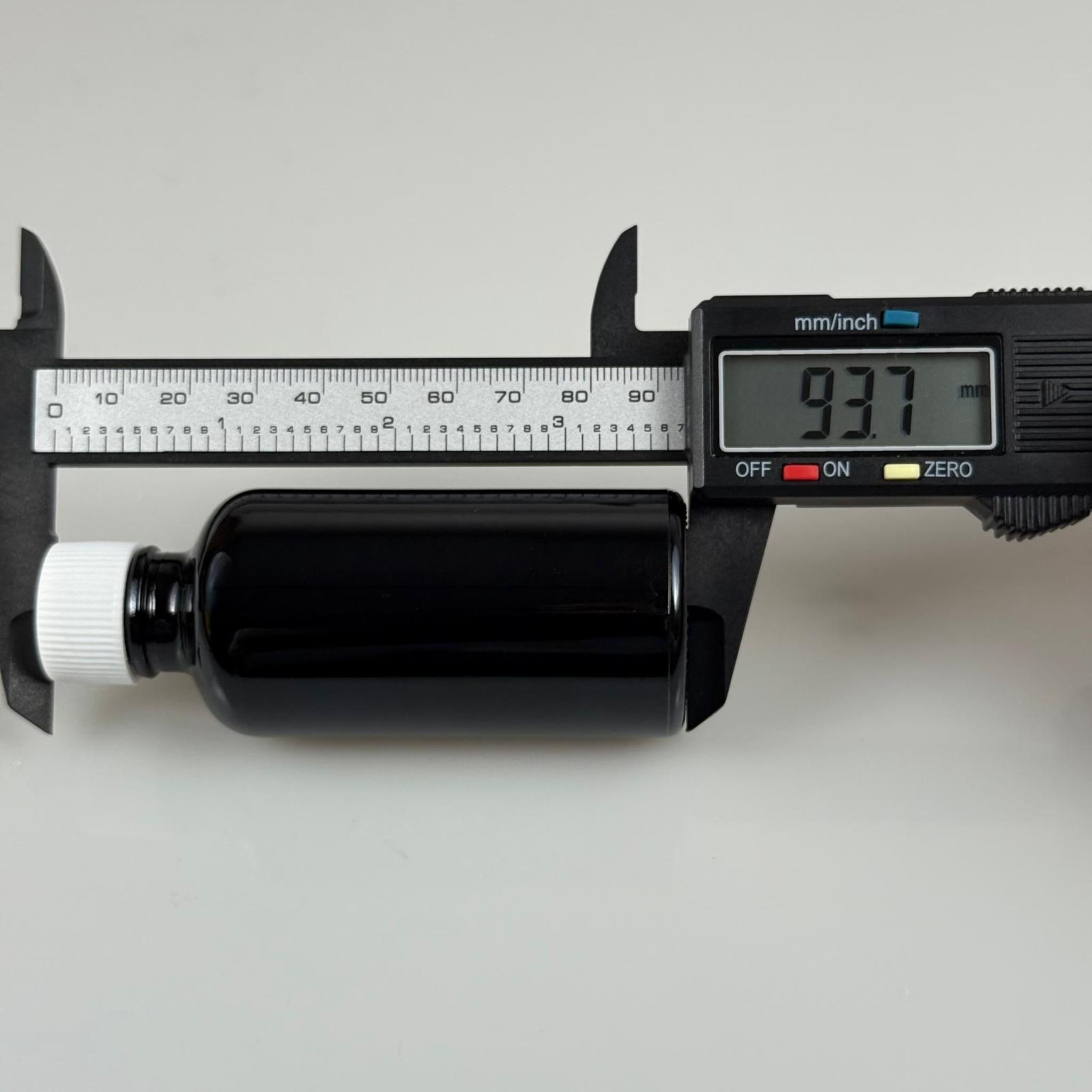 50 CC SİYAH CAM ŞİŞE - BEYAZ KAPAKLI - 50 ML SİYAH STANDART CAM ŞİŞE