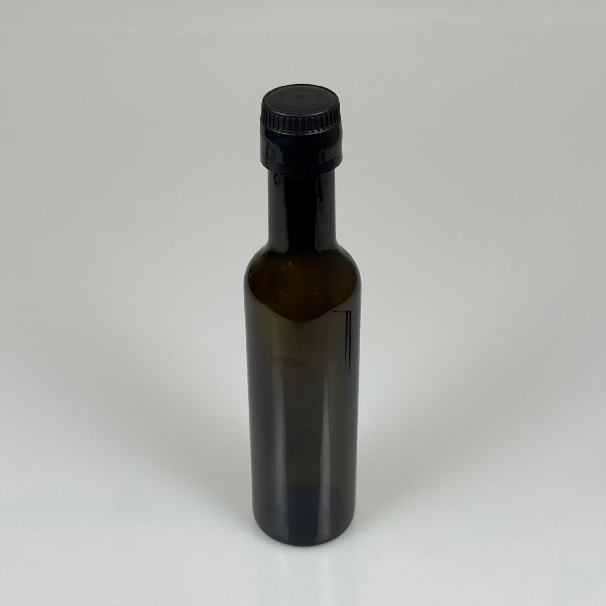 250 CC YEŞİL CESENA MODEL DORİCA CAM ŞİŞE - SİYAH AKITICILI DROP STOP KİLİTLİ KAPAKLI - 250 ML CESENA ŞİŞE - YEŞİL