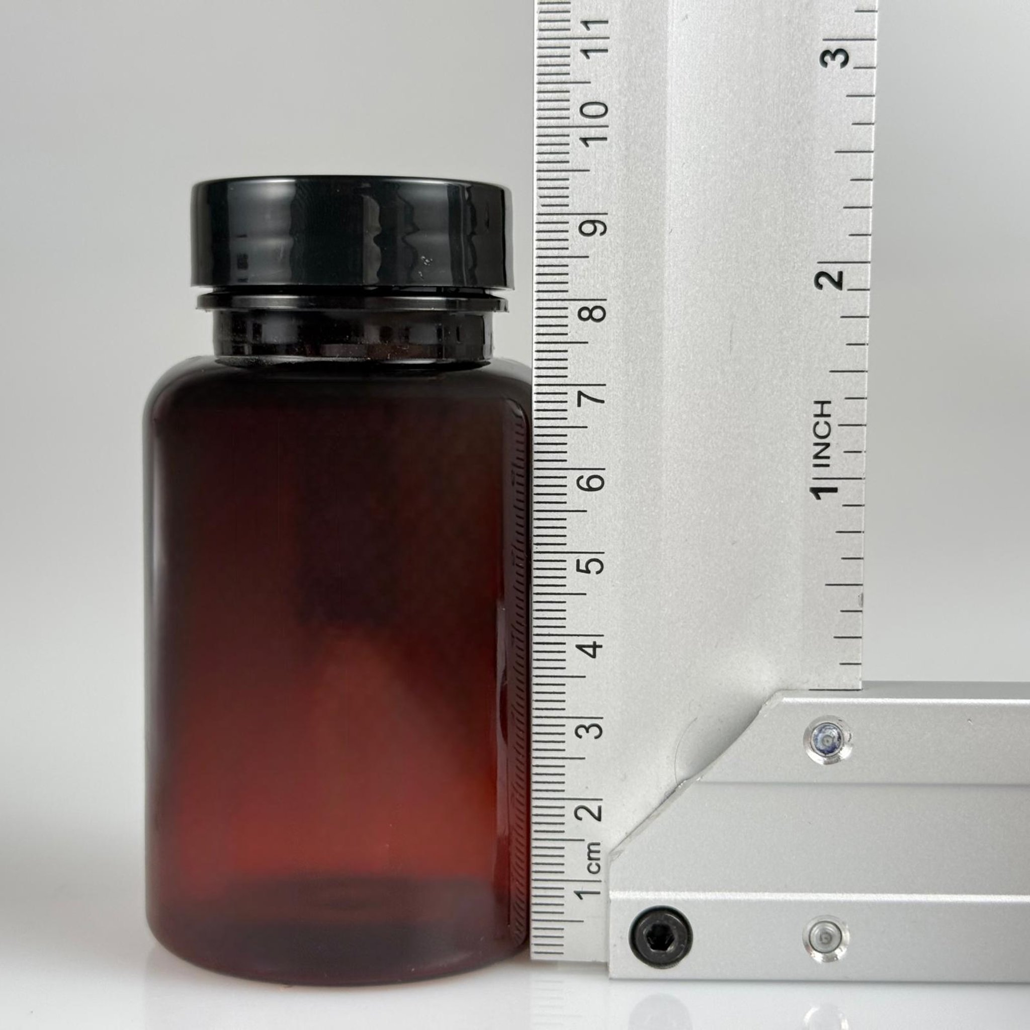150 CC AMBER PET PUDRA ŞİŞESİ + SİYAH PLASTİK KAPAKLI + PUDRA TIPALI TAKIM - 150 ML KAHVERENGİ PUDRA KUTUSU, EKO TUZLUK
