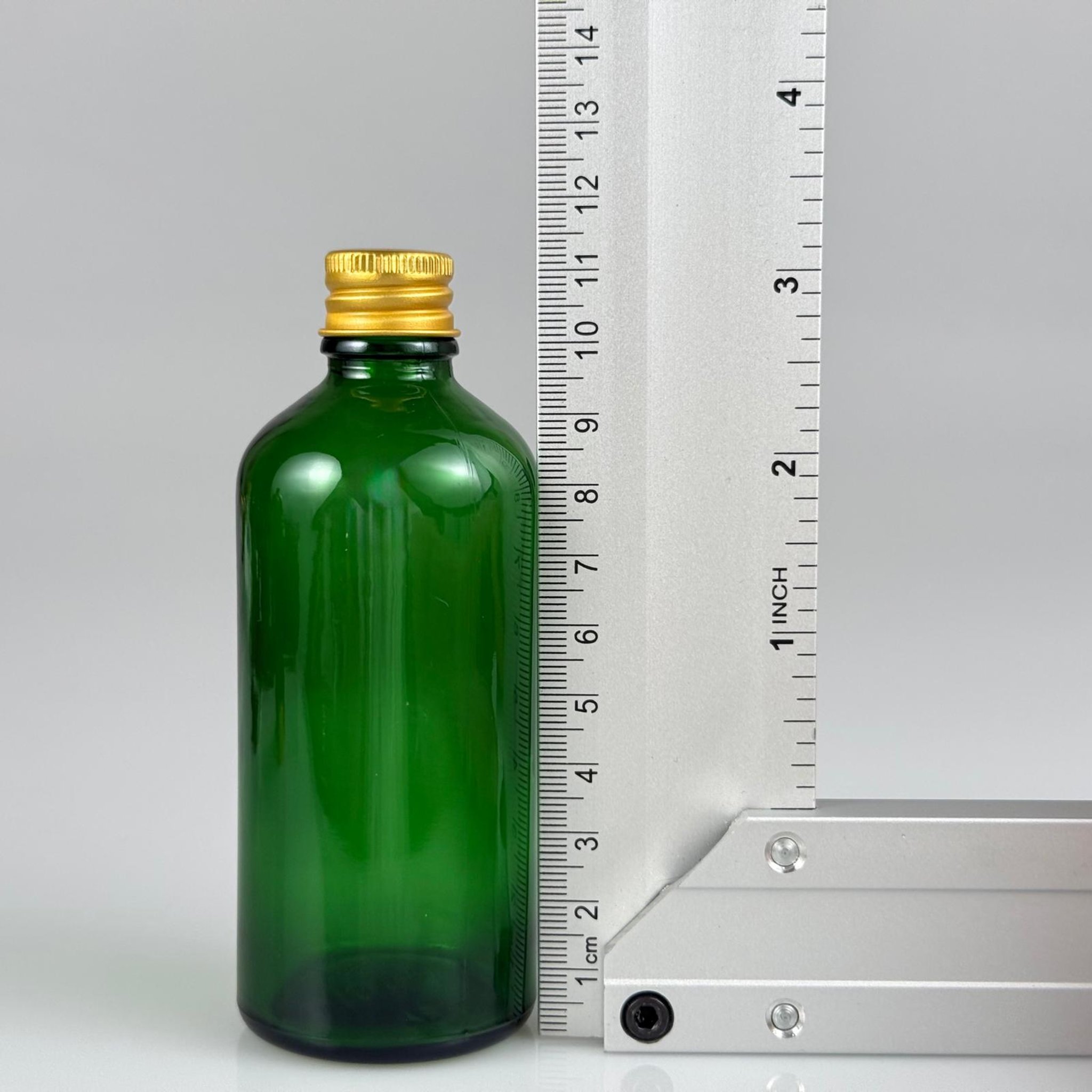 100 CC YEŞİL CAM ŞİŞE + KÖPÜK CONTALI GOLD ALÜMİNYUM METAL KAPAKLI + DAMLALIKLI KOLONYA TIPALI TAKIM - 100 ML YEŞİL CAM ŞİŞE