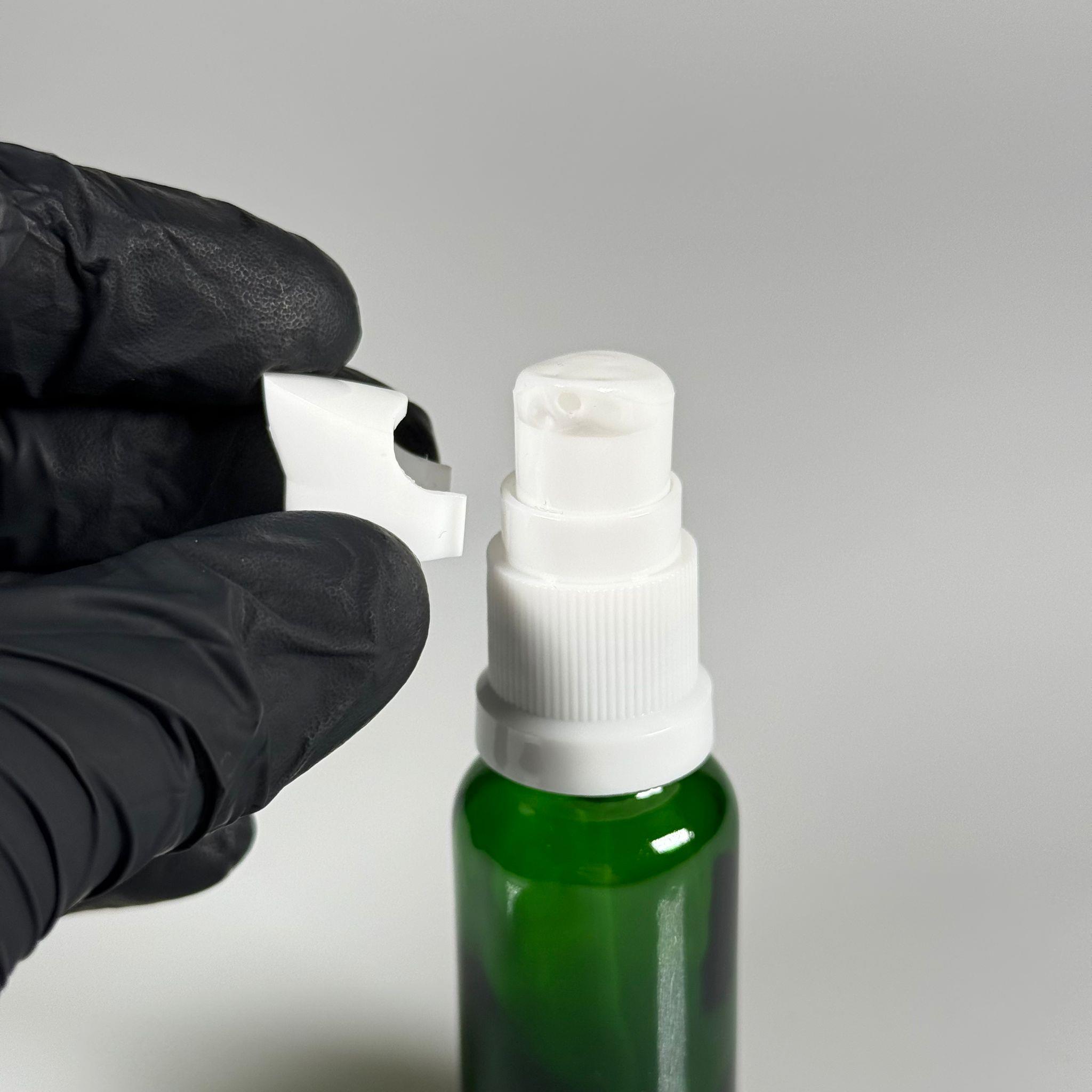 20 CC YEŞİL CAM ŞİŞE - SIZDIRMAZ ETEKLİ BEYAZ LOSYON POMPALI TAKIM - 20 ML LOSYON ŞİŞESİ - YAĞ, KREM GİBİ YOĞUN KIVAMLI SIVILAR İÇİN CAM AMBALAJ