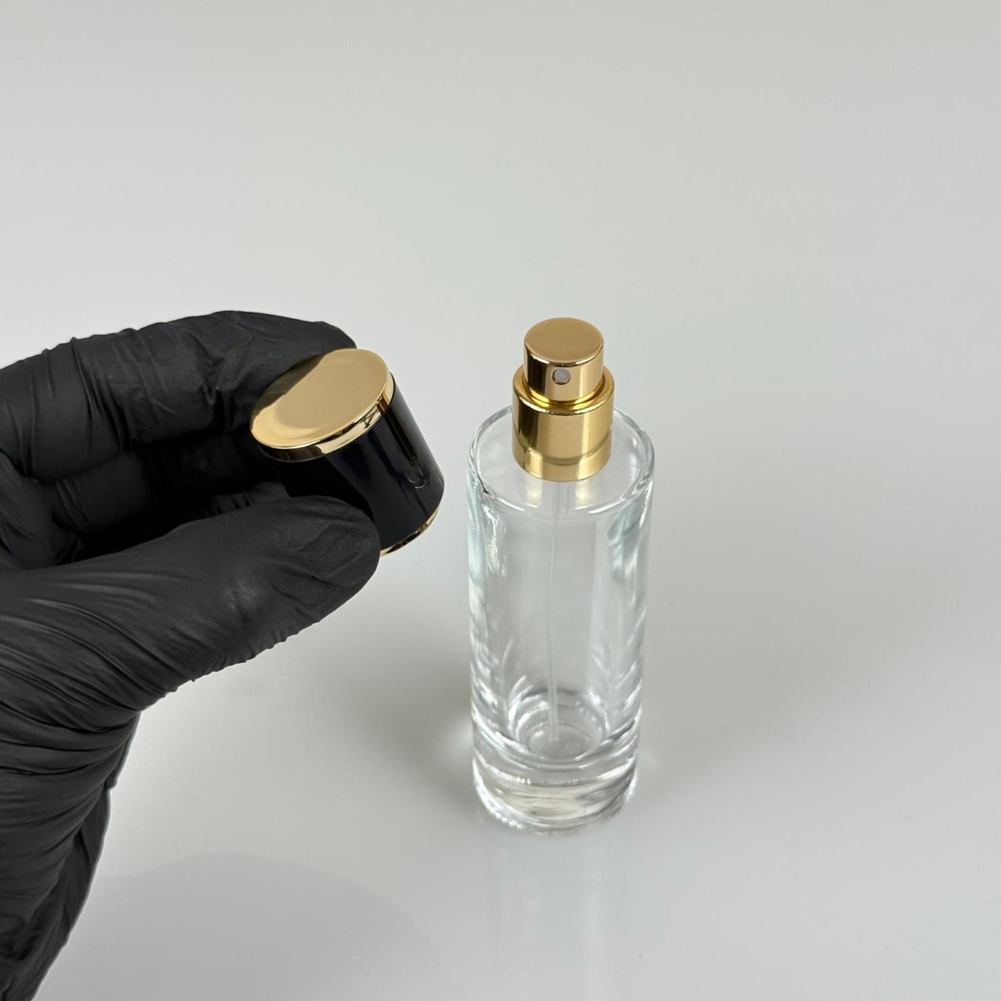 30 ML SİLİNDİR UZUN MODEL PARFÜM ŞİŞESİ - GOLD METAL SPREYLİ + GOLD SİYAH KAPAKLI (AĞIZ 15 MM GEÇME KOLAY KAPAMA)