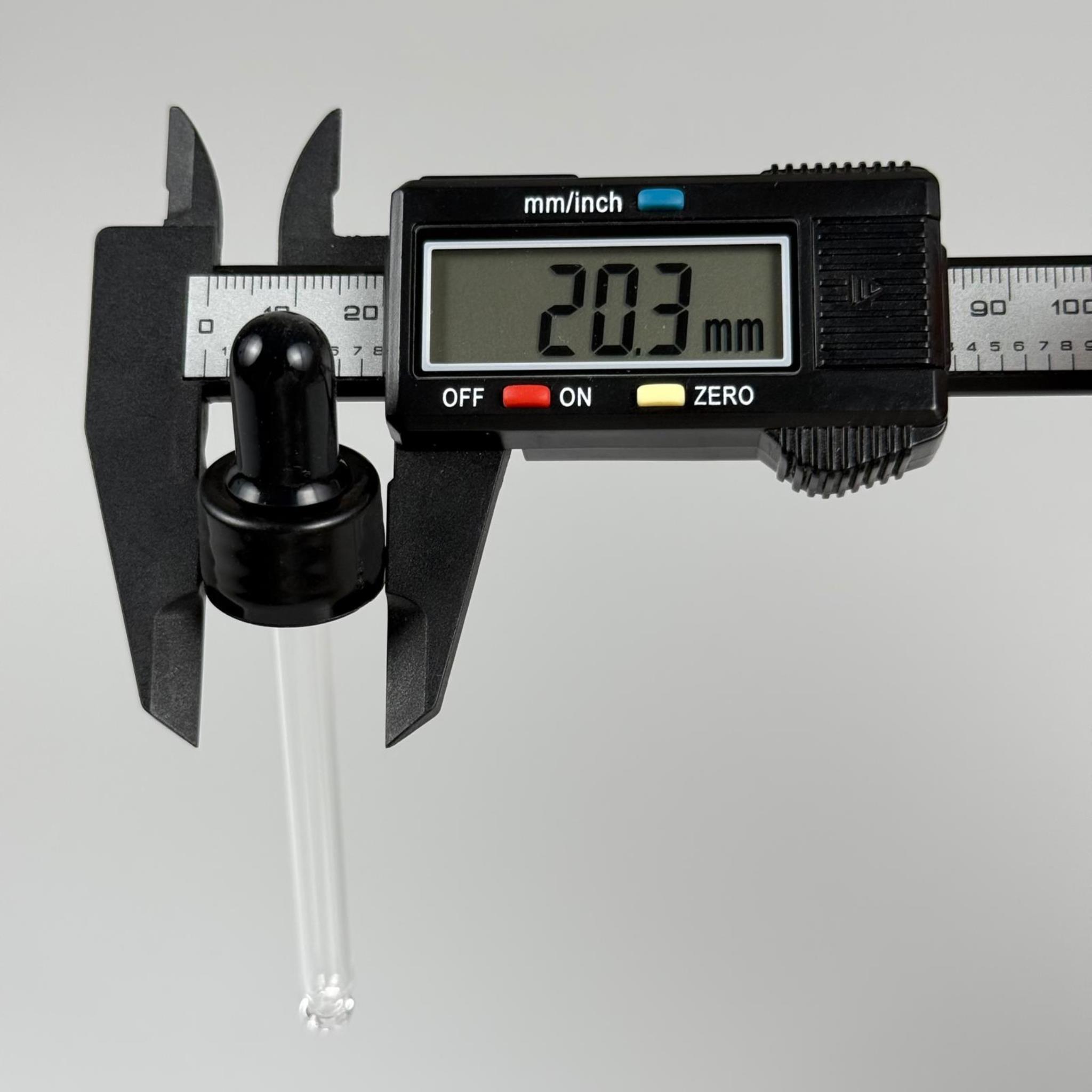 18 MM CAM DAMLALIKLI TAKIM - SİYAH EMZİK +  DELİKLİ PLASTİK DÜZ SİYAH KAPAK + 84 MM CAM PİPET