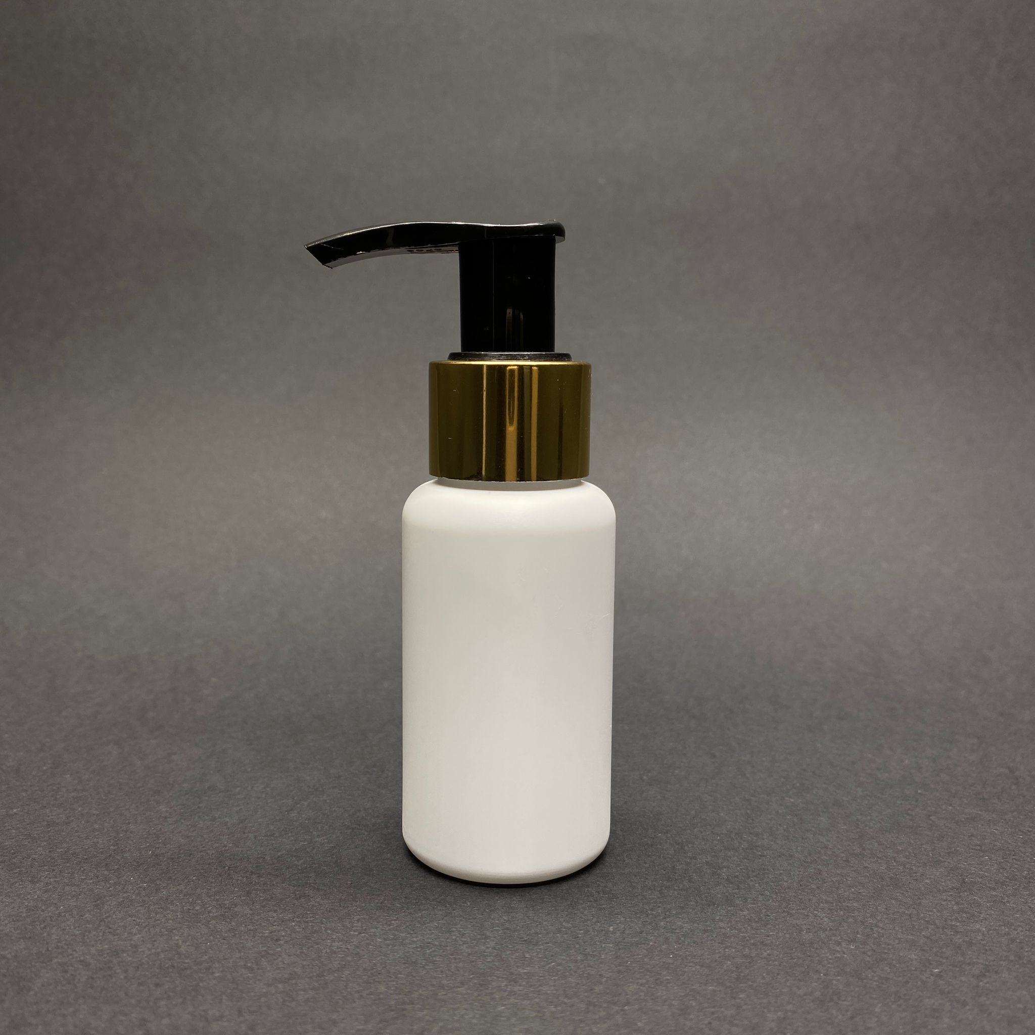 50 CC BEYAZ POLİETİLEN PLASTİK ŞİŞE - GOLD POMPALI - 50 ML POMPALI PLASTİK ŞİŞE