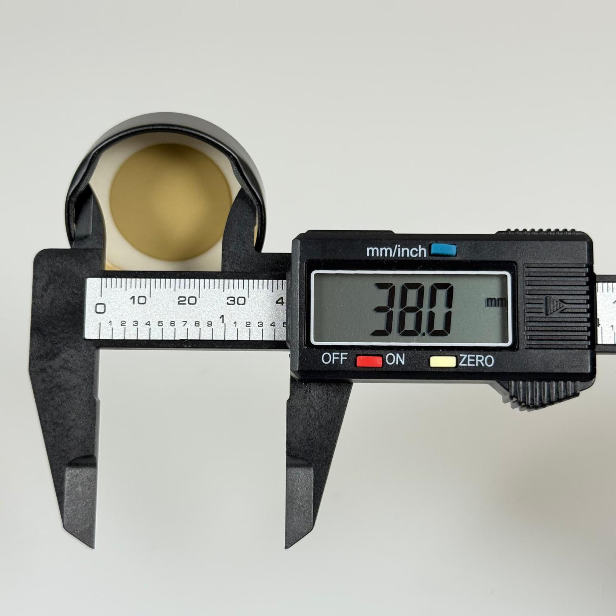 38 MM TWİST-OFF EKSTRA DERİN SİYAH METAL KAPAK - ESKİ CAM KETÇAP ŞİŞELERİ İÇİN METAL KAPAK