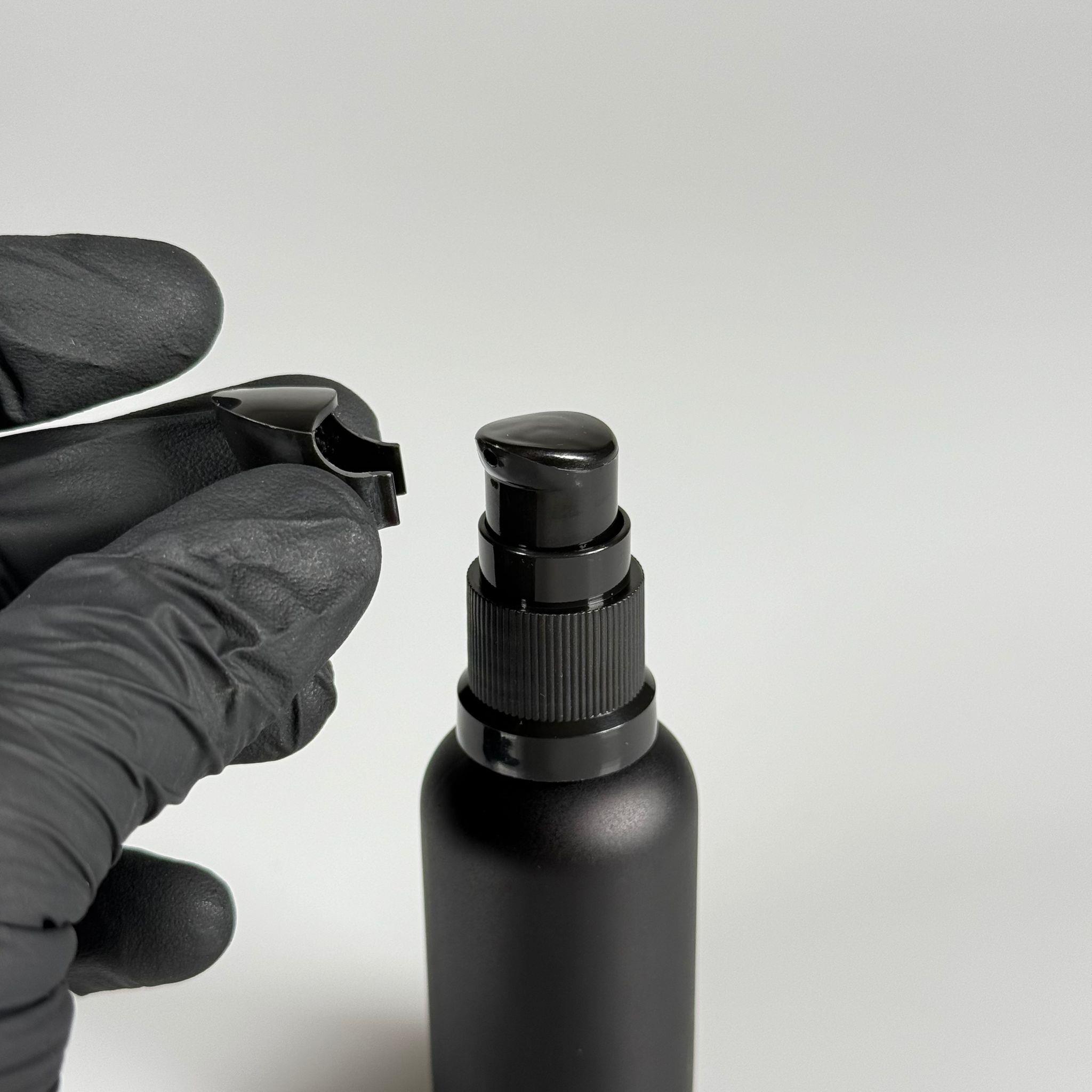 30 CC MAT SİYAH CAM ŞİŞE - SIZDIRMAZ ETEKLİ SİYAH LOSYON POMPALI TAKIM - 50 ML LOSYON ŞİŞESİ - YAĞ, KREM GİBİ YOĞUN KIVAMLI SIVILAR İÇİN CAM AMBALAJ