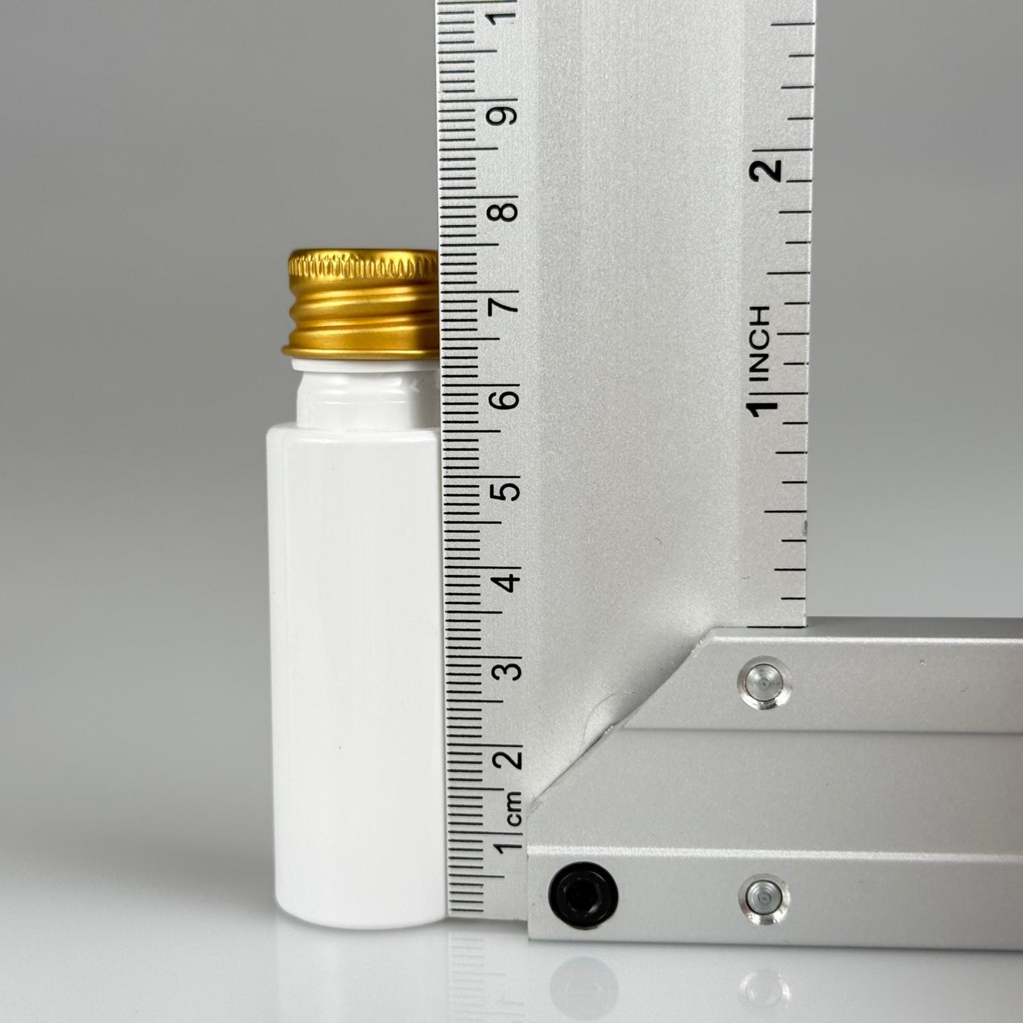 20 CC BEYAZ PET ŞİŞE + KÖPÜK CONTALI GOLD ALÜMİNYUM METAL KAPAKLI + KÖR TIPALI TAKIM - 20 ML PLASTİK ŞİŞE