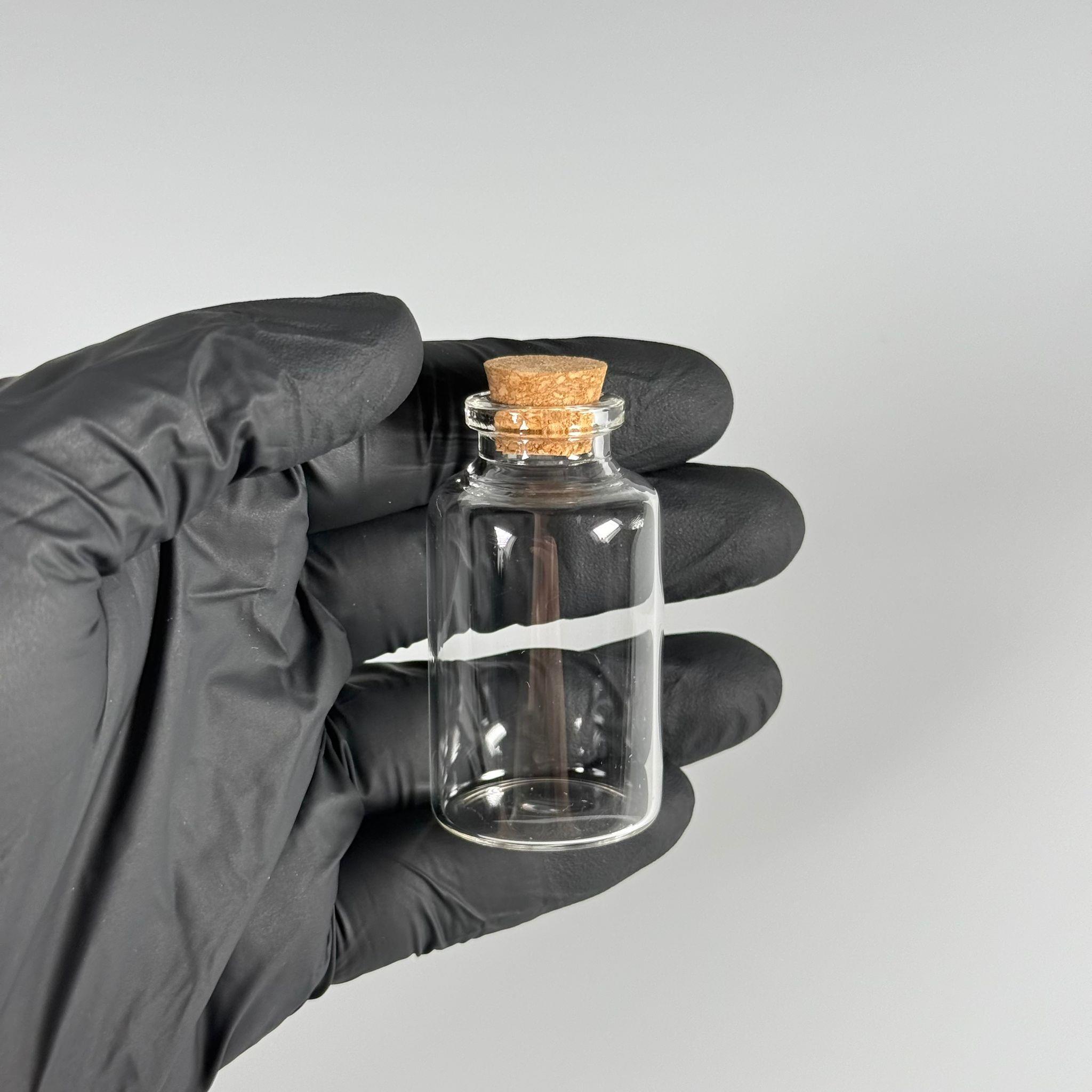 BOROSİLİKAT MANTAR TIPALI CAM ŞİŞE - 25 CC - 30x55 MM - ÇEKME CAM BORU FLAKON İNCE PENİSİLİN ŞİŞESİ