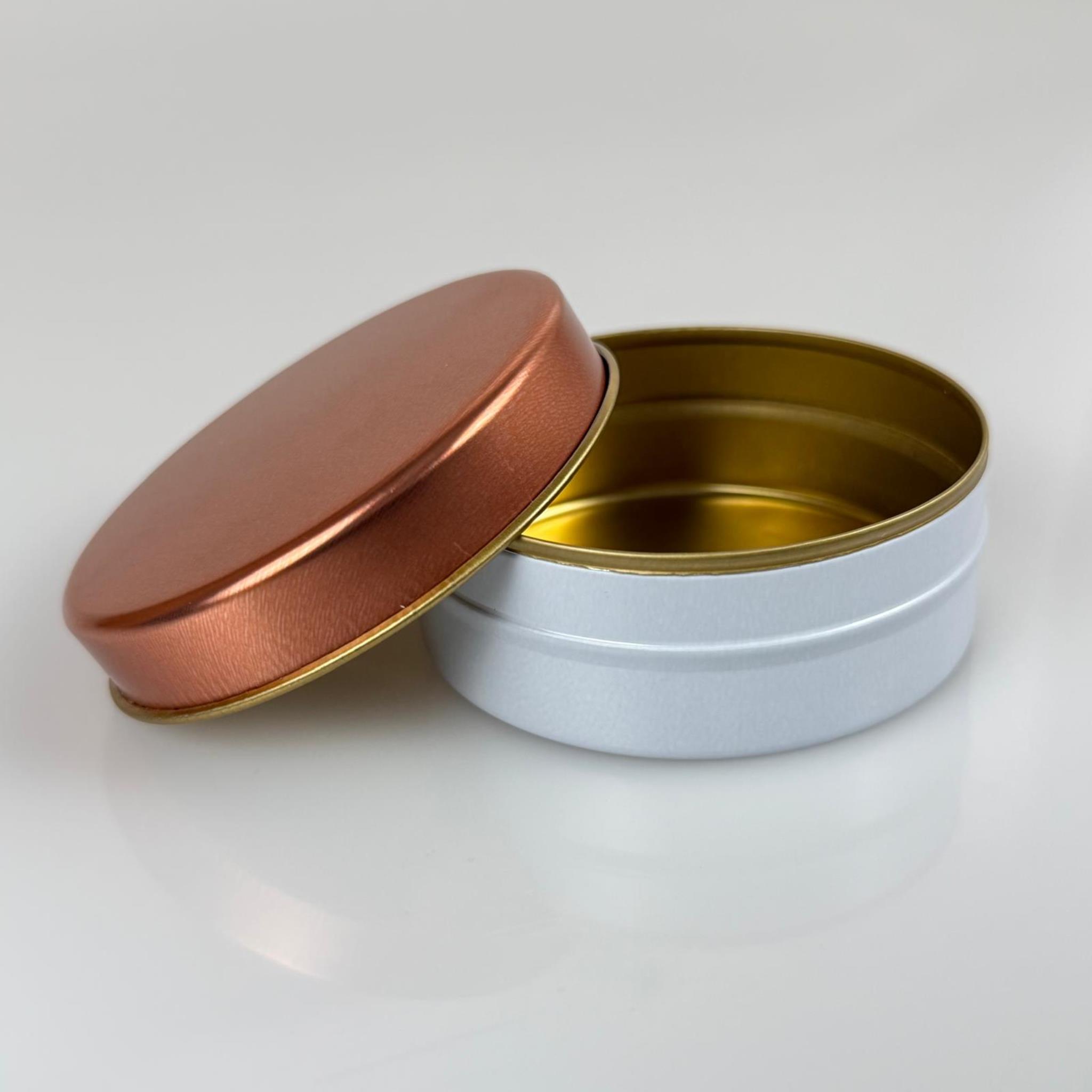 100 CC TENEKE KUTU - BEYAZ - ROSE KAPAKLI - METAL AMBALAJ - MUM TENEKESİ 77 X 28 MM