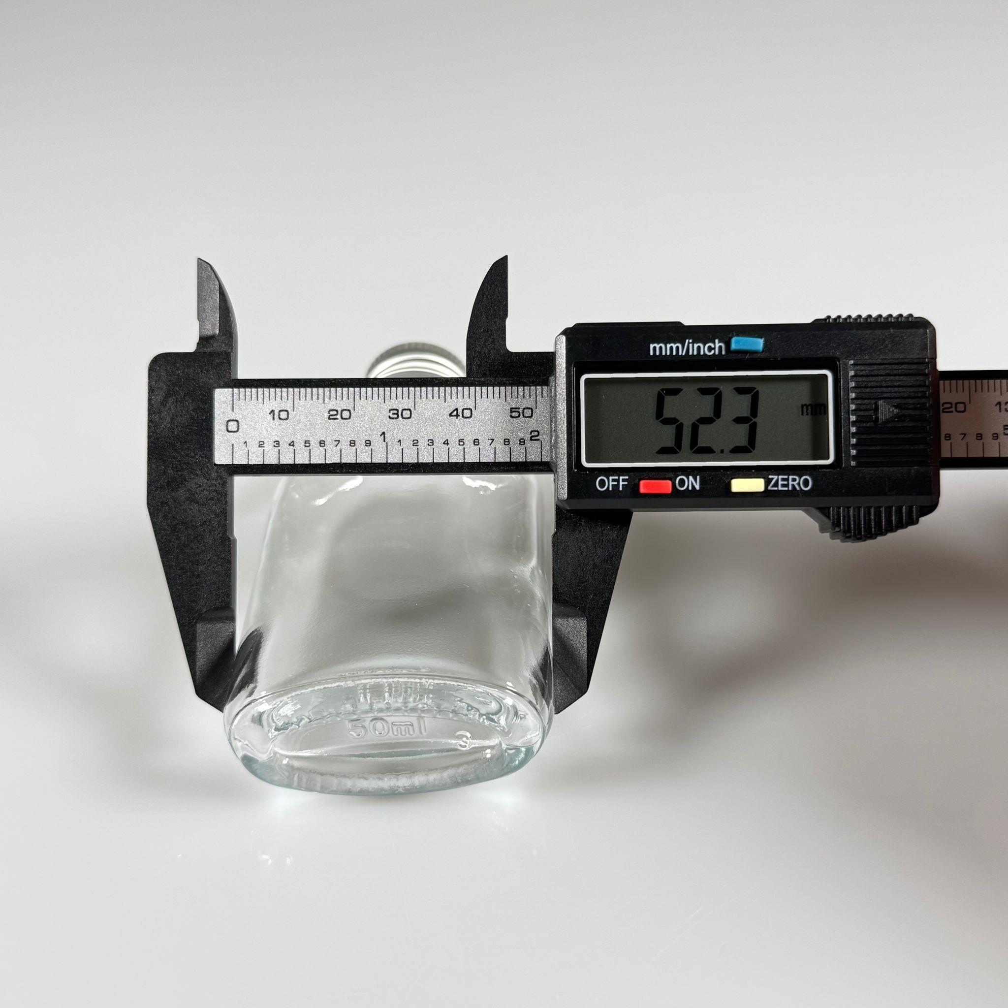 50 CC YASSI CAM ŞİŞE - GÜMÜŞ METAL ALÜMİNYUM KAPAKLI - 50 ML CAM ŞİŞE - SOĞUK KAHVE İÇİN COLD BREW ŞİŞESİ