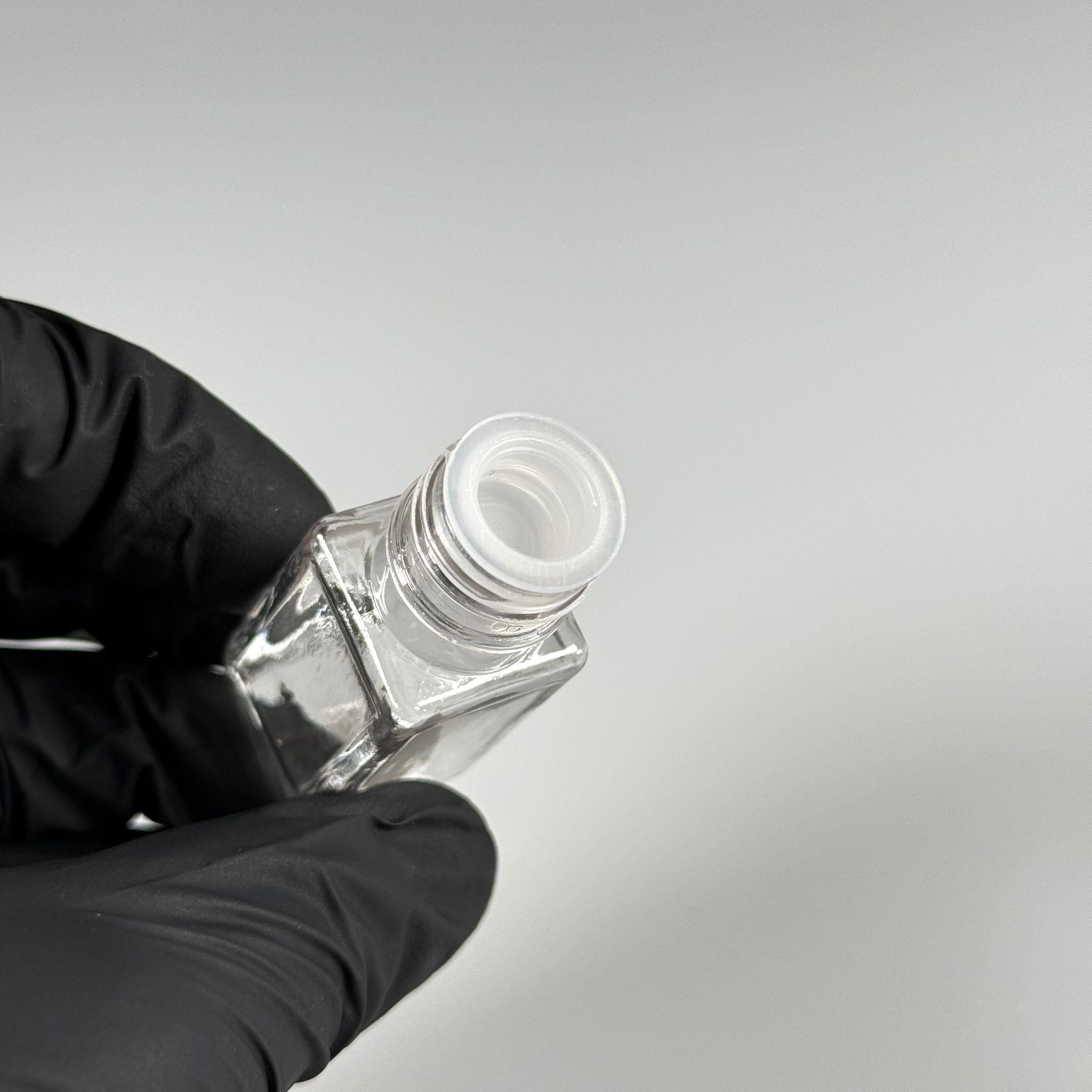 PLASTİK PET DİFÜZÖR  ODA KOKUSU BAMBU ŞİŞESİ - 10 ML KARE - ŞİŞE + GOLD METAL KAPAK + TIPA + 24 CM FİBER ÇUBUK