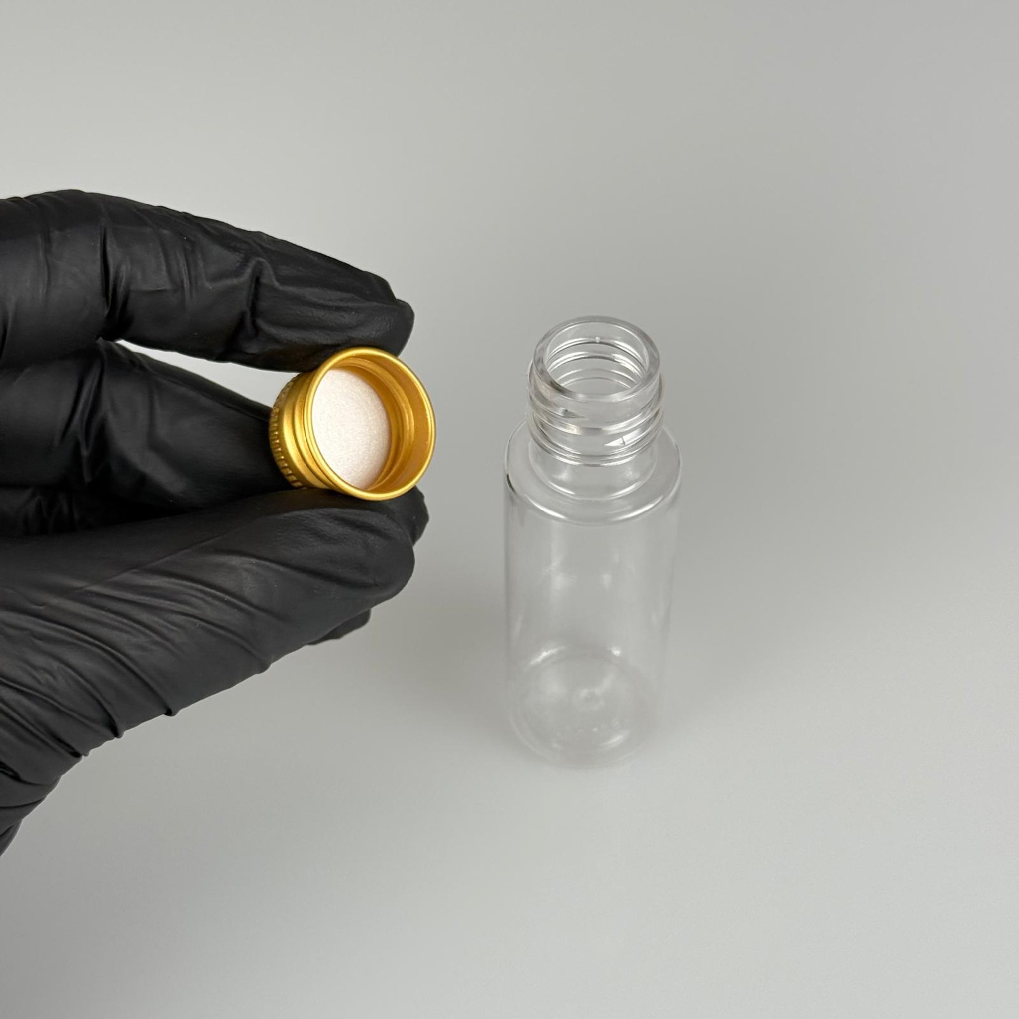 20 CC ŞEFFAF PET ŞİŞE + KÖPÜK CONTALI GOLD ALÜMİNYUM METAL KAPAKLI TAKIM - 20 ML PLASTİK ŞİŞE