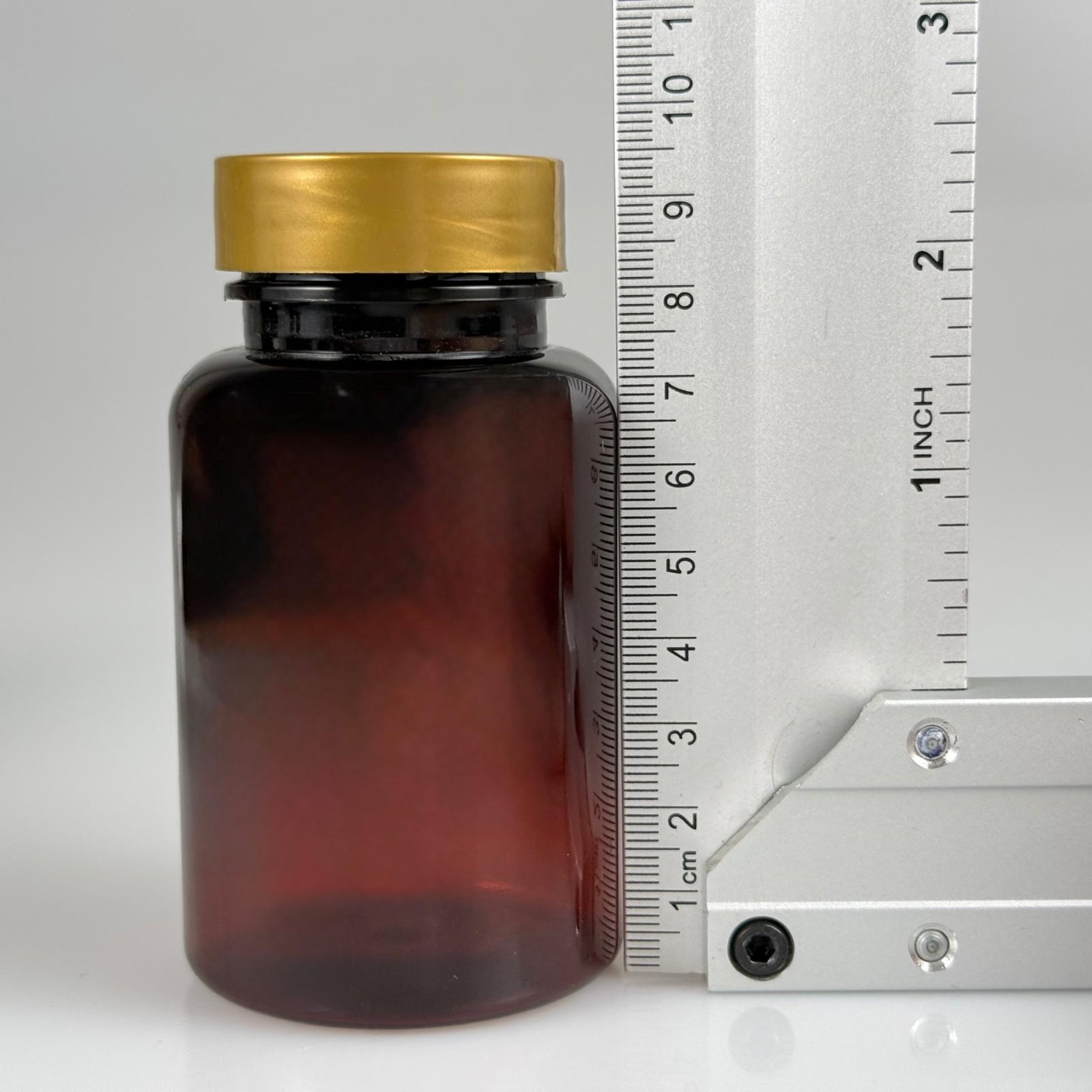 150 CC AMBER PET PUDRA ŞİŞESİ + GOLD PLASTİK KAPAKLI + PUDRA TIPALI TAKIM - 150 ML KAHVERENGİ PUDRA KUTUSU, EKO TUZLUK