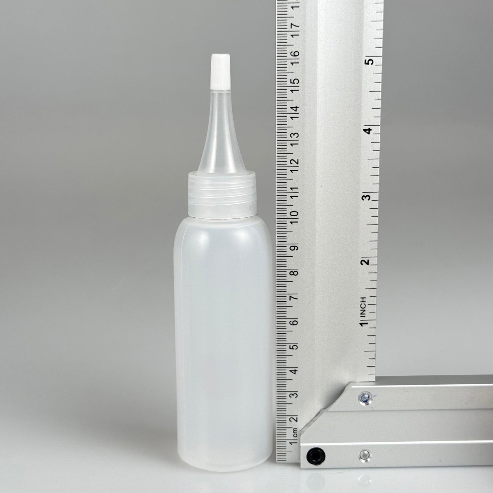 100 ML SIKILABİLİR YUMUŞAK PE POLİETİLEN PLASTİK ŞİŞE - ŞEFFAF AKITICI SİVRİ KARTUŞ KAPAKLI - 100 cc sos, yağ, kartuş, mürekkep vb için boş şişeler