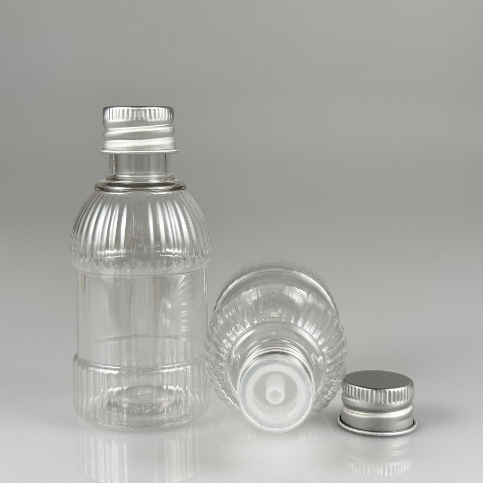 50 CC MANDALİNA MODEL PET ŞİŞE + KÖPÜK CONTALI GÜMÜŞ ALÜMİNYUM METAL KAPAKLI + KOLONYA TIPALI TAKIM - 50 ML TOMBUL PET ŞİŞE