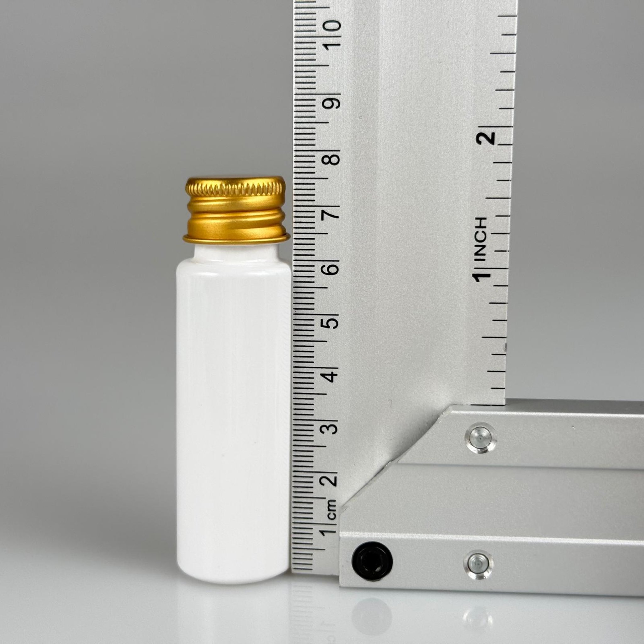 20 CC BEYAZ PET SHOT ŞİŞE - KÖPÜK CONTALI GOLD ALÜMİNYUM METAL KAPAKLI TAKIM - 20 ML PLASTİK ŞİŞE