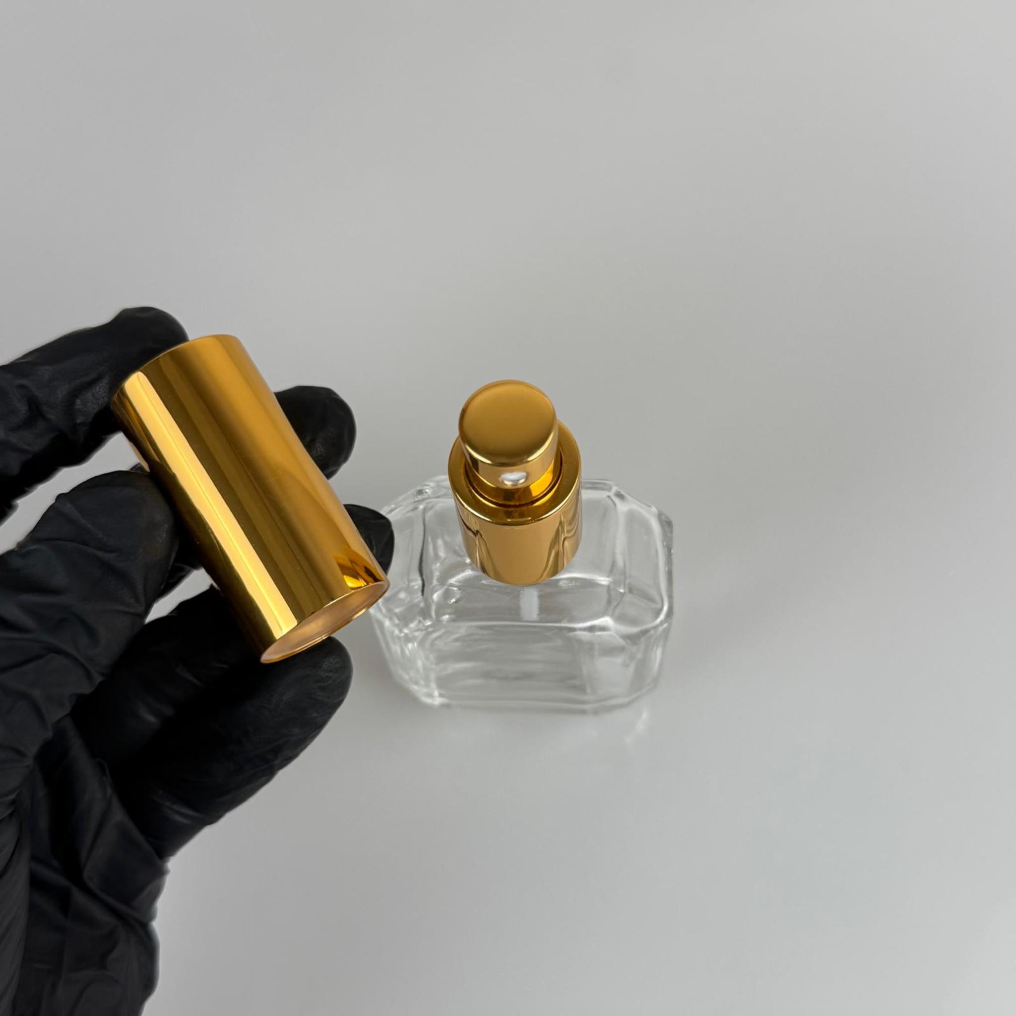 50 CC KAZABLANKA CAM ŞİŞE + GOLD SPREY FISFIS - 50 ML HEDİYELİK CAM KOLONYA ŞİŞESİ - DÜĞÜN, NİŞAN, SÖZ, KINA, CENAZE, PROMOSYON, PARFÜM İÇİN HEDİYELİK KOLONYA ŞİŞELERİ