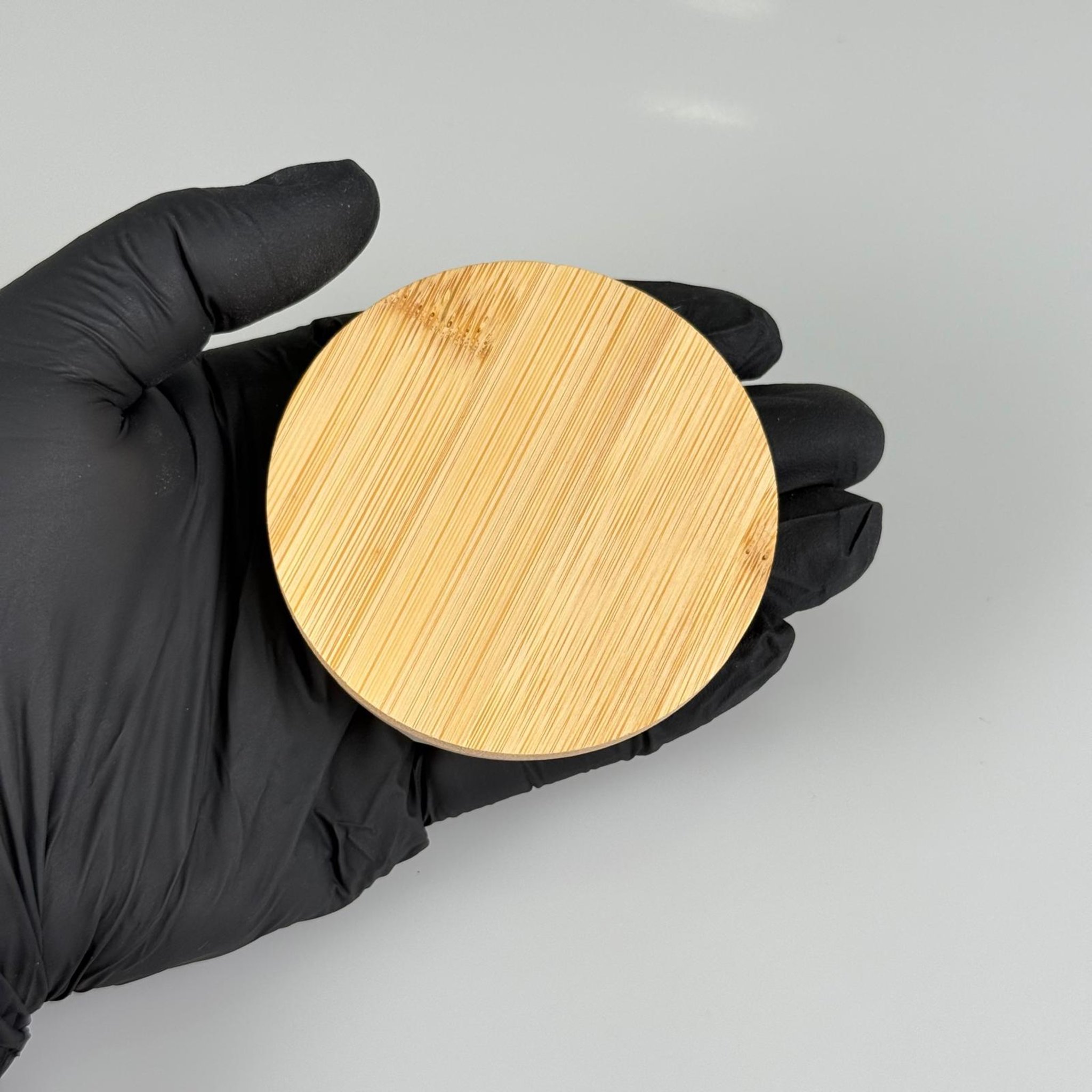 65 MM AHŞAP BAMBU GEÇME KAPAK - SİLİKON CONTALI - MUM BARDAK, BAHARAT KAVANOZU VB İÇİN KULLANILABİLİR