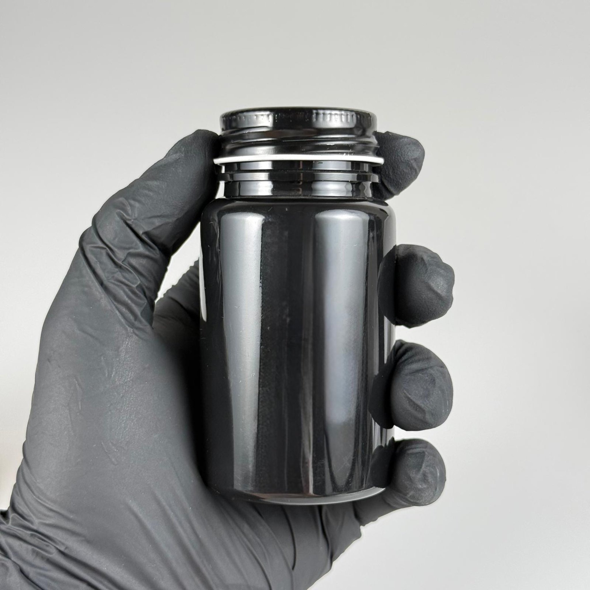 100 CC SİYAH PET PUDRA ŞİŞESİ + KÖPÜK CONTALI SİYAH METAL KAPAKLI + PUDRA TIPALI TAKIM - 100 ML PUDRA KUTUSU, EKO TUZLUK
