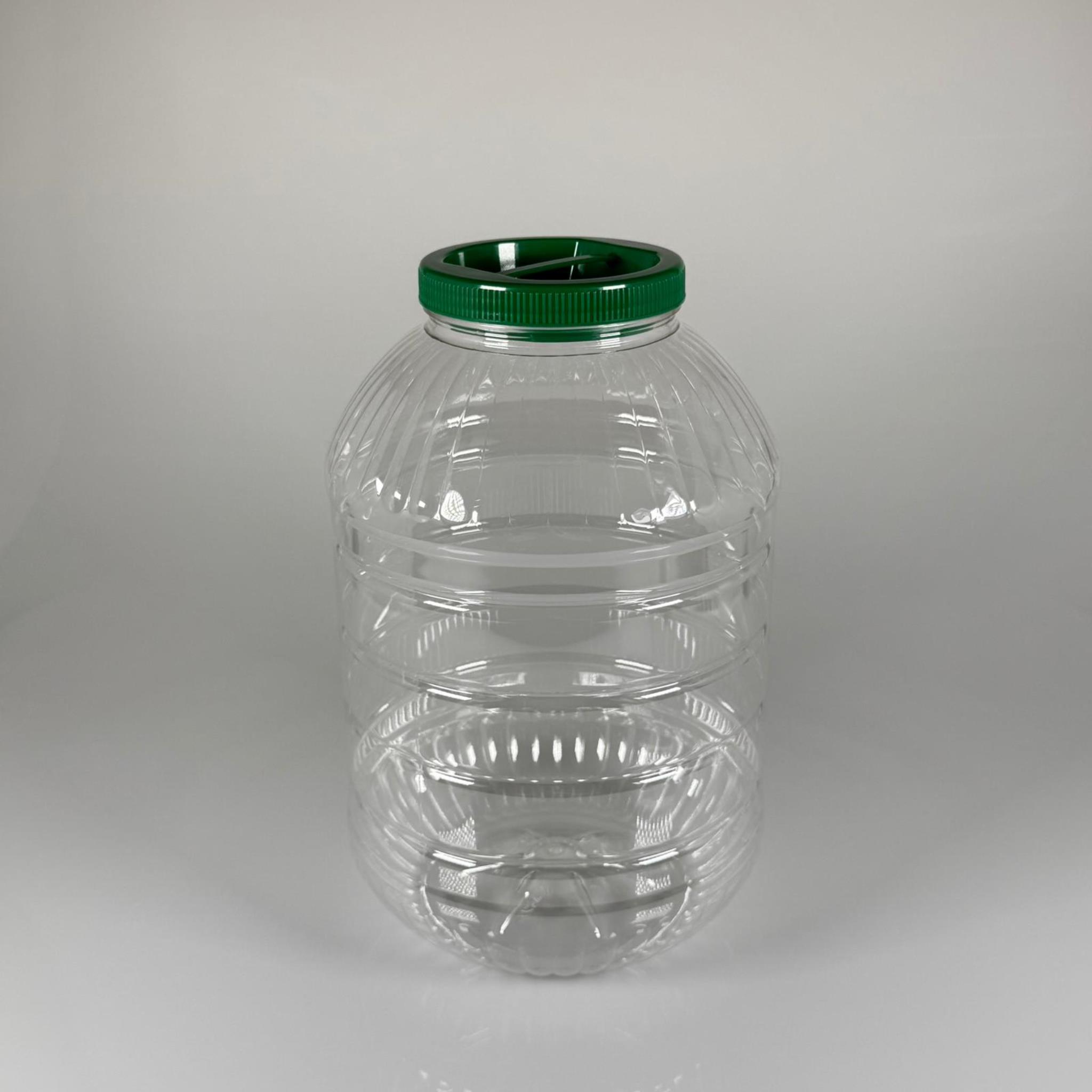 8 LİTRE PET KAVANOZ (5 KG ZEYTİN ALIR) - YEŞİL KAPAKLI - PLASTİK KAVANOZ - 8 LT PET BİDON - 8000 CC BÜYÜK YUVARLAK KAVANOZ 110 MM AĞIZ- TURŞU, ZEYTİN VB İÇİN BOŞ PLASTİK BİDONLARI