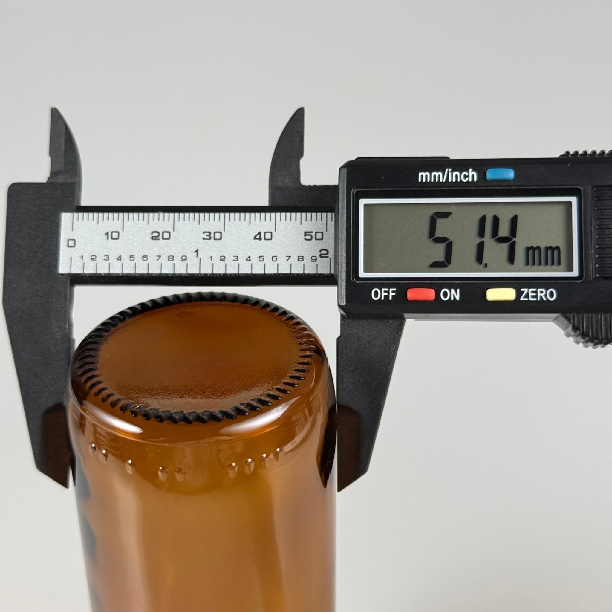160 CC AMBER CAM ŞİŞE + ALÜMİNYUM KAPLAMALI GOLD KAPAKLI TAKIM -  160 ML KAHVERENGİ CAM ŞİŞE