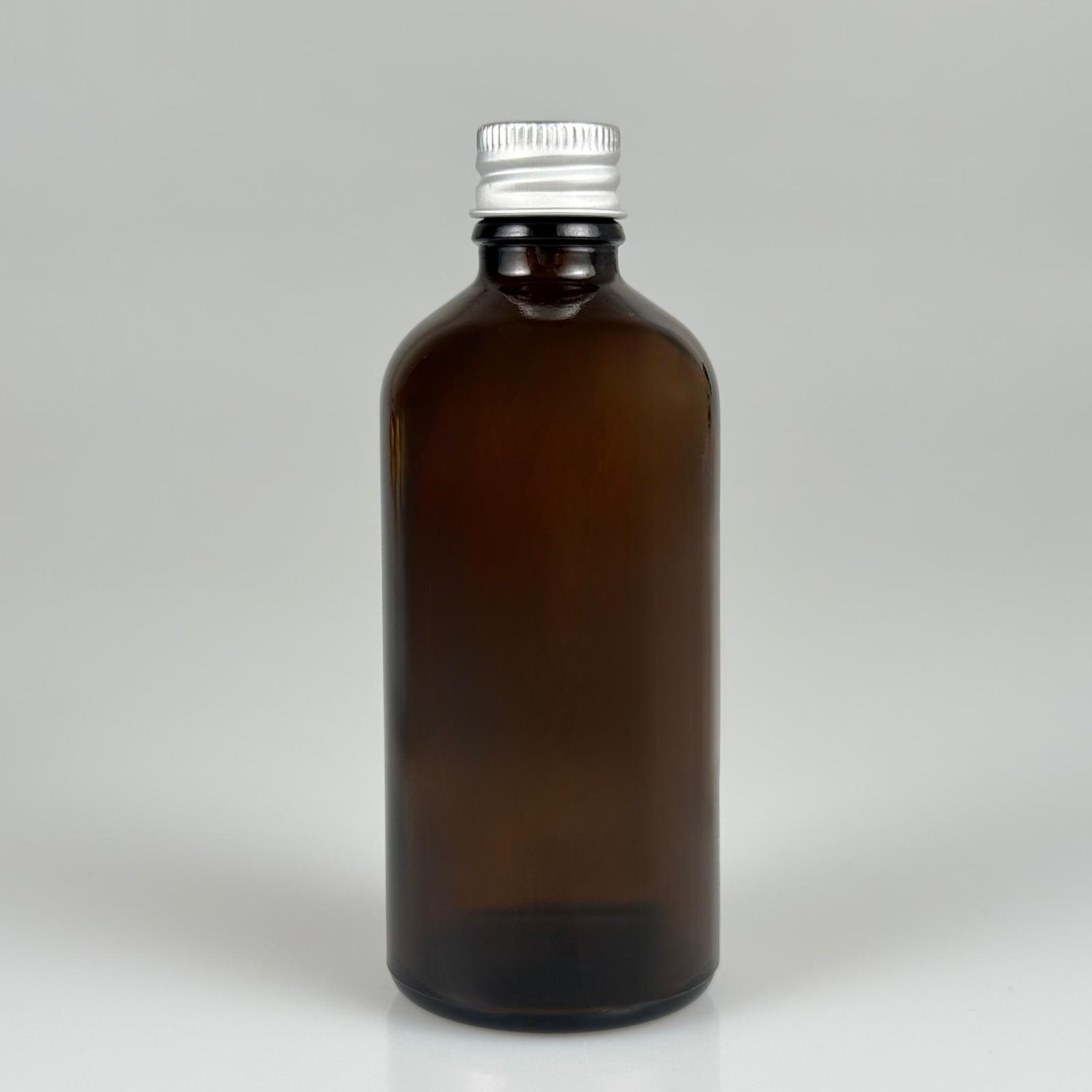 100 CC AMBER CAM ŞİŞE + KÖPÜK CONTALI GÜMÜŞ ALÜMİNYUM METAL KAPAKLI TAKIM - 100 ML KAHVERENGİ CAM ŞİŞE