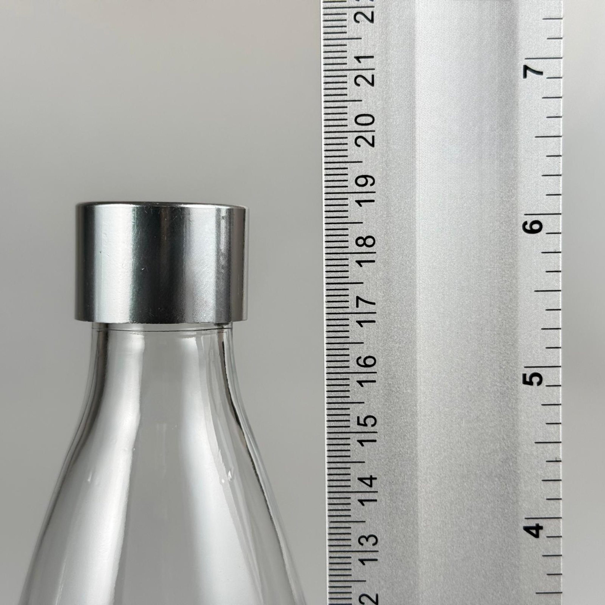 330 CC CAM ŞİŞE + ALÜMİNYUM KAPLAMALI GÜMÜŞ KAPAKLI + DAMLALIKLI KOLONYA TIPALI TAKIM - 330 ML ŞİŞE