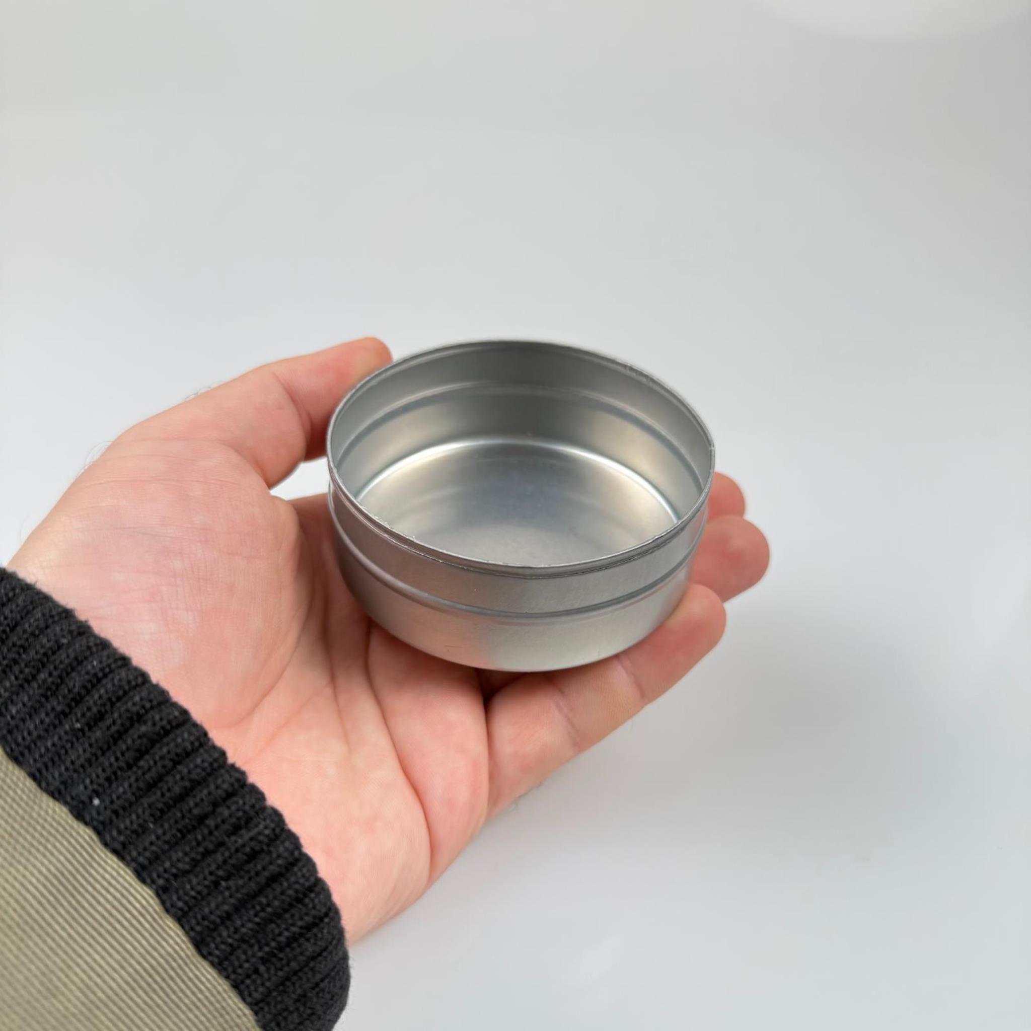 100 CC TENEKE KUTU - GÜMÜŞ - KAPAKSIZ - METAL AMBALAJ - MUM TENEKESİ 74 X 27 MM