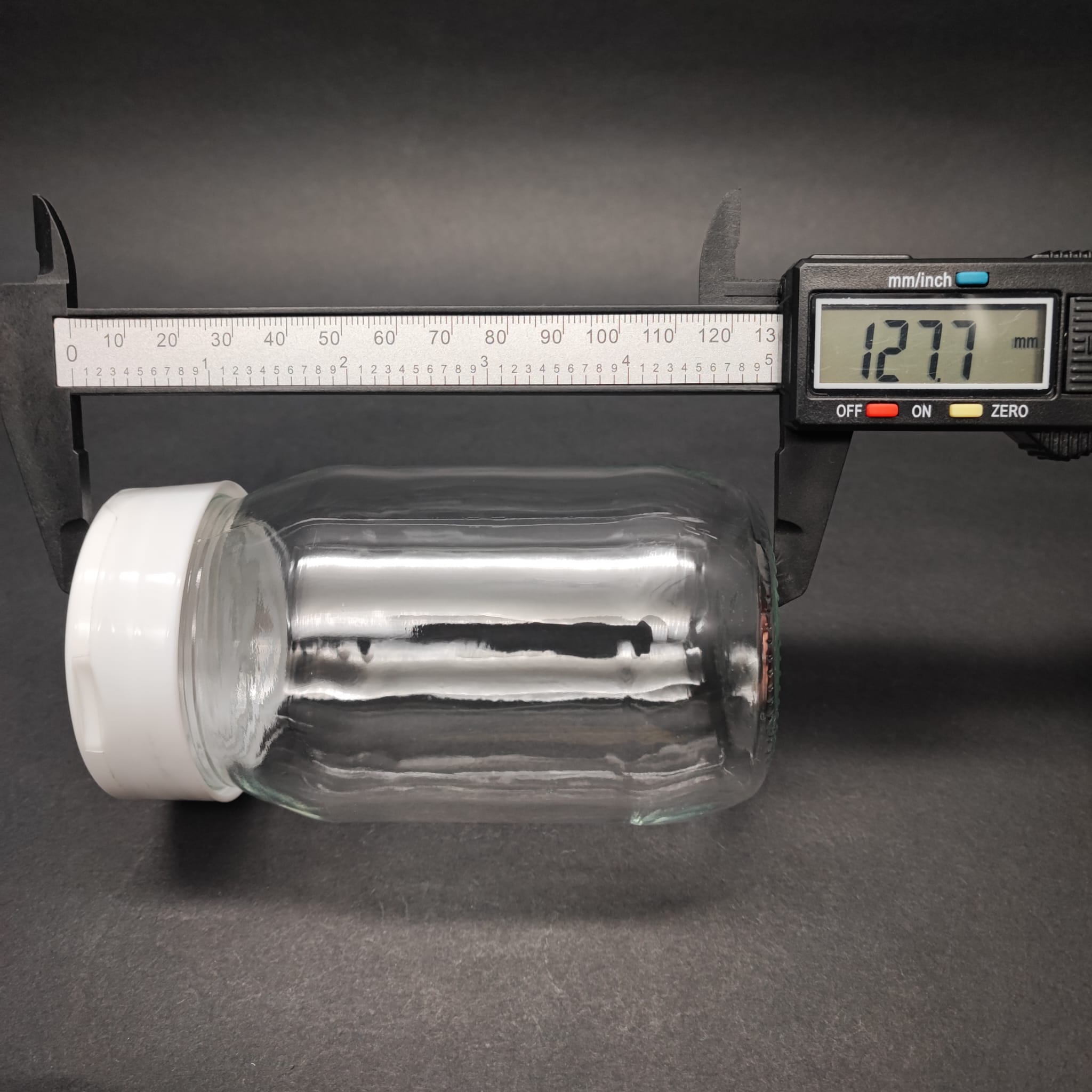 370 CC CAM BAHARAT KAVANOZU - BEYAZ FLİPTOP BAHARAT KAPAKLI + SIZDIRMAZ KENDİNDEN YAPIŞKANLI KÖPÜK CONTALI - toz kavanozu , baharat ambalajı , boş pudra şişesi . tuzluk , baharat düzenleyici set için kavanoz