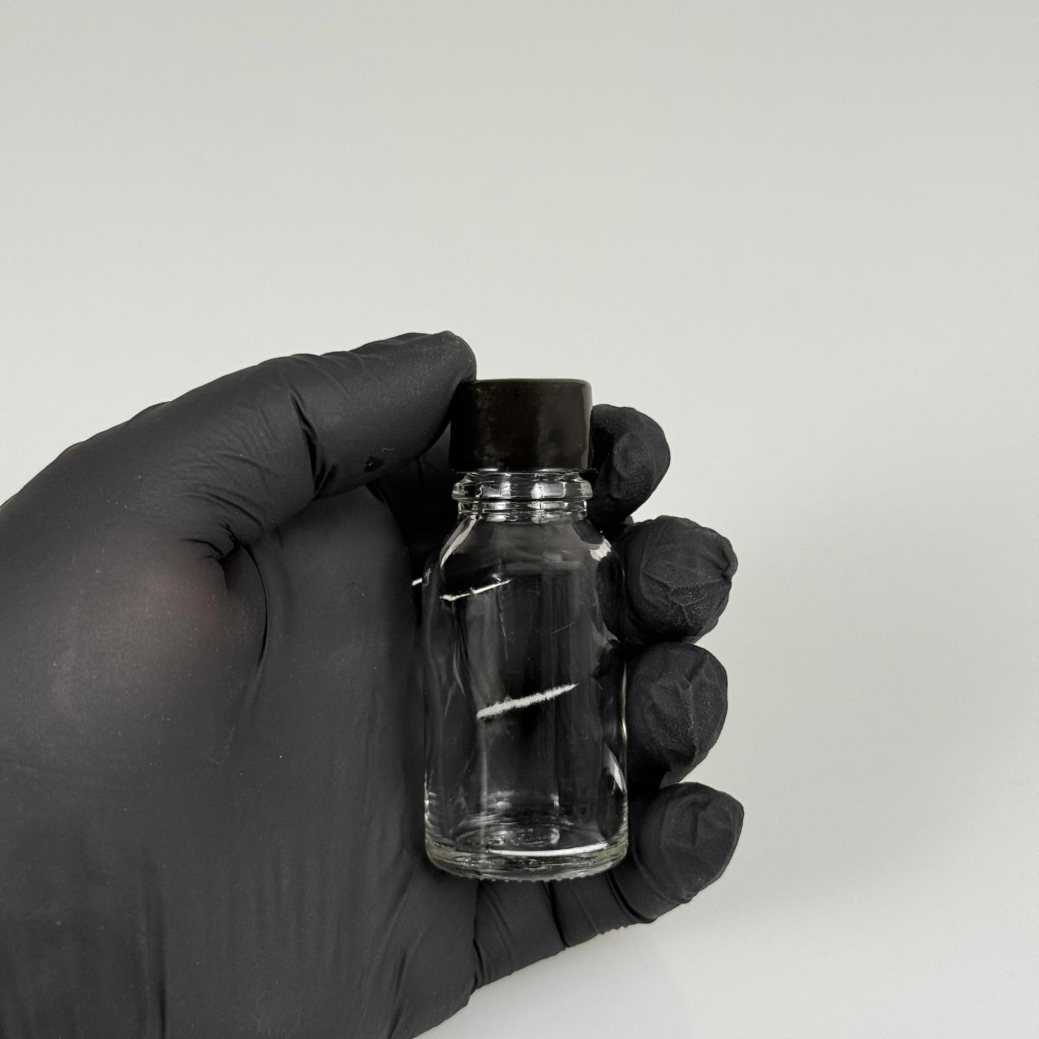 15 ML ŞEFFAF CAM ŞİŞE + CONTALI SİYAH KAPAK - 15 CC KAPAKLI CAM ŞİŞE
