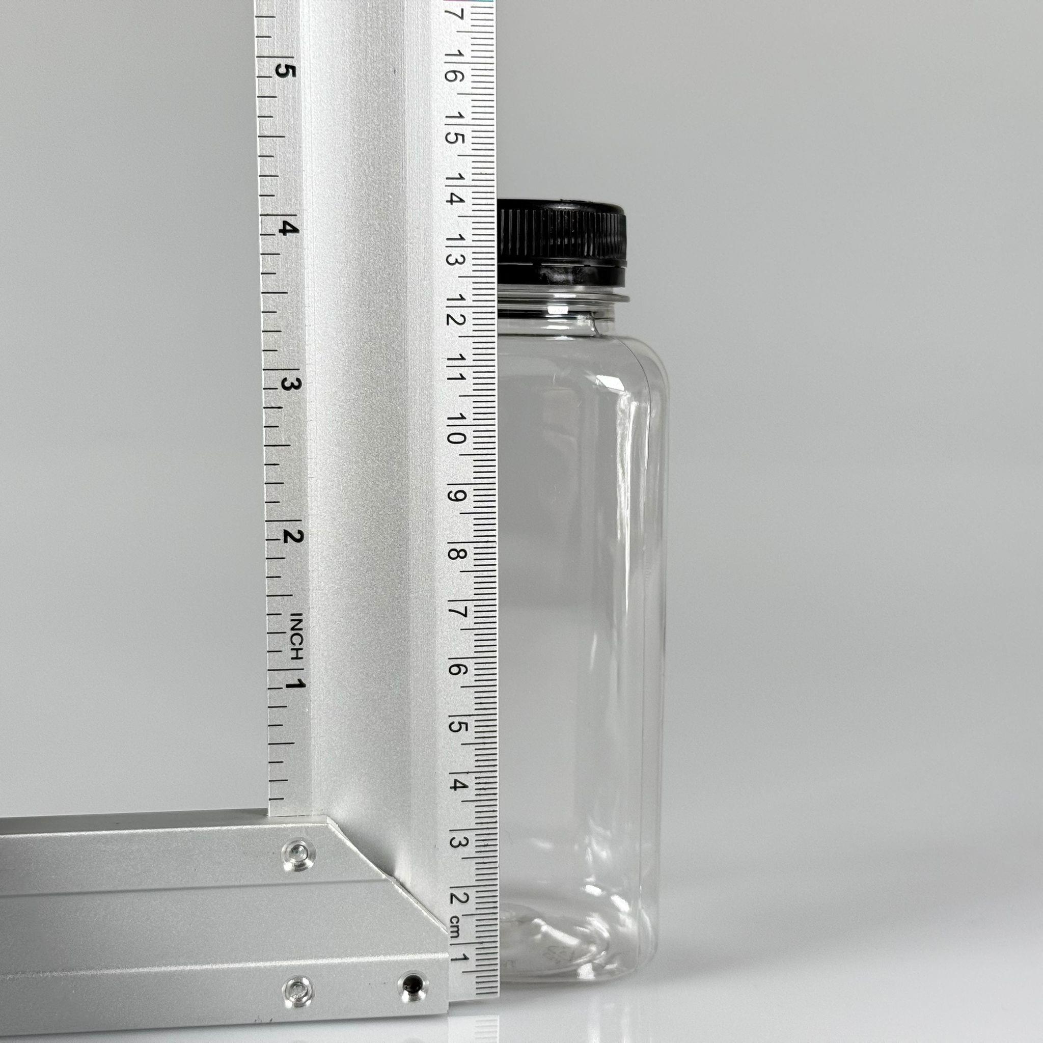 300 CC KÖŞELİ KARE PET ŞİŞE (18,5 GR) - 38 MM GENİŞ AĞIZLI SİYAH KİLİTLİ KAPAKLI - 300 ML DETOX, MEYVE SUYU, SMOOTHIE, AYRAN, SÜT, MEŞRUBAT VB İÇİN BOŞ PLASTİK ŞİŞELER