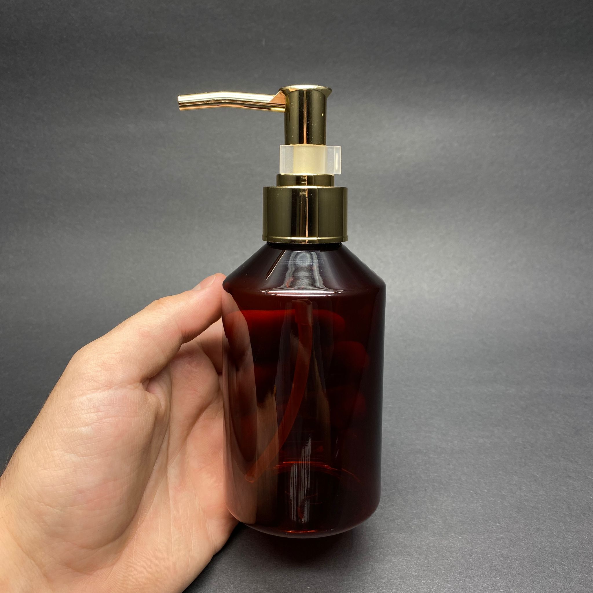 GOLD POMPALI SIVI SABUN ŞİŞESİ - 250 ML POMPALI AMBER KÜT PLASTİK ŞİŞE