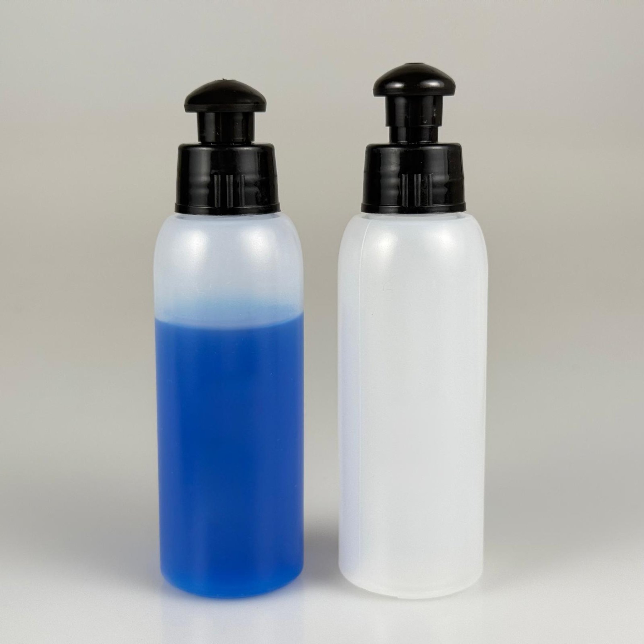 100 ML SIKILABİLİR YUMUŞAK PE POLİETİLEN PLASTİK ŞİŞE - SİYAH PUSHPULL ŞAMPUAN KAPAKLI - 100 cc sos, yağ, kartuş, mürekkep vb için boş şişeler