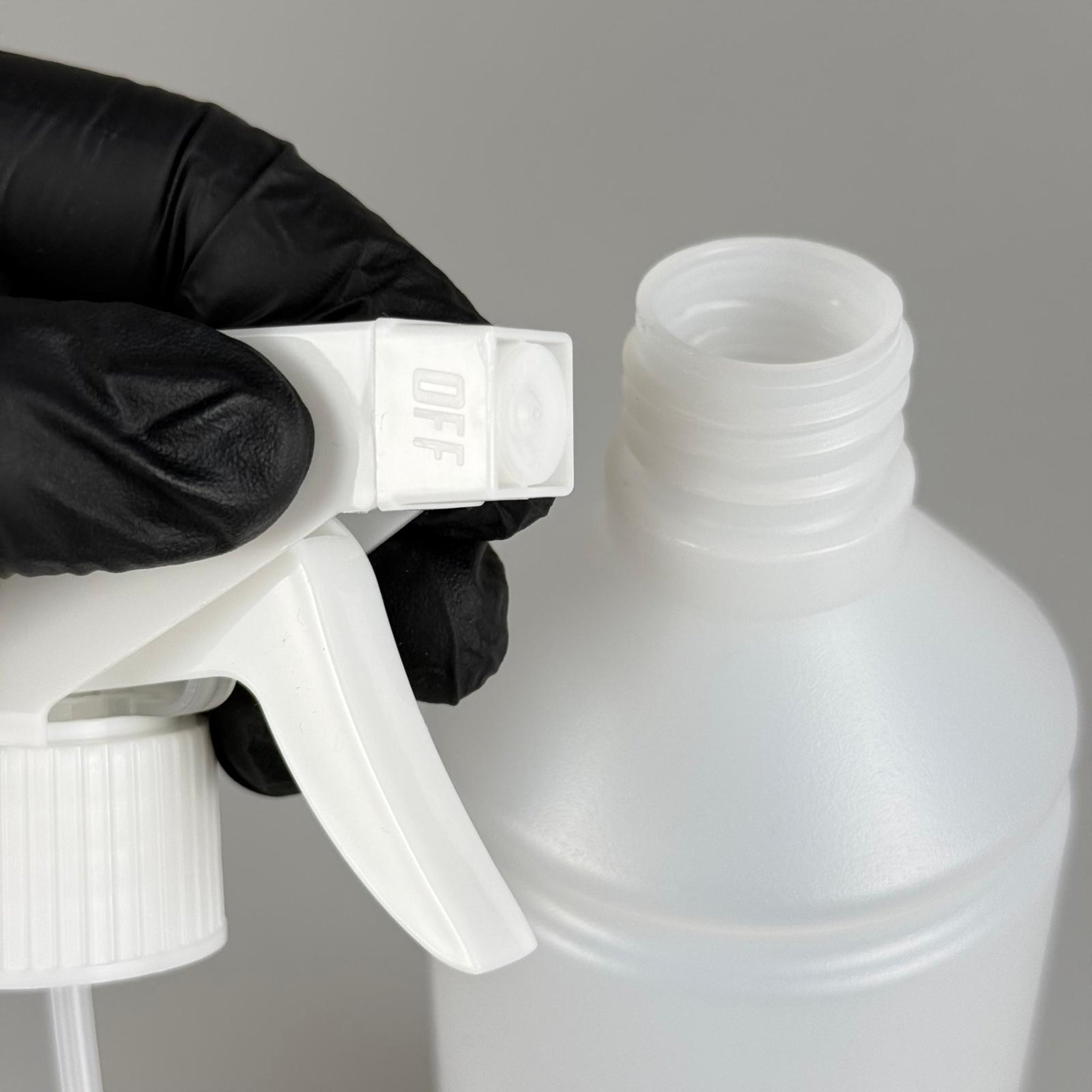 250 CC TİNER ŞİŞESİ - BEYAZ TRİGER TETİK SPREYLİ - 250 ML KİMYASALA DAYANIKLI PLASTİK ŞİŞE - 0,25 LT POLİETİLEN ŞİŞE