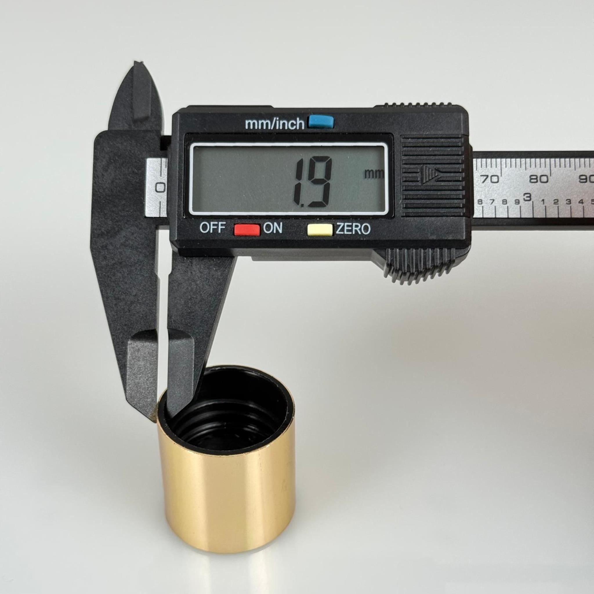 24 MM DİSKTOP KAPAK GOLD KAPLAMALI (ŞAMPUAN KAPAK) - ÜSTÜ SİYAH