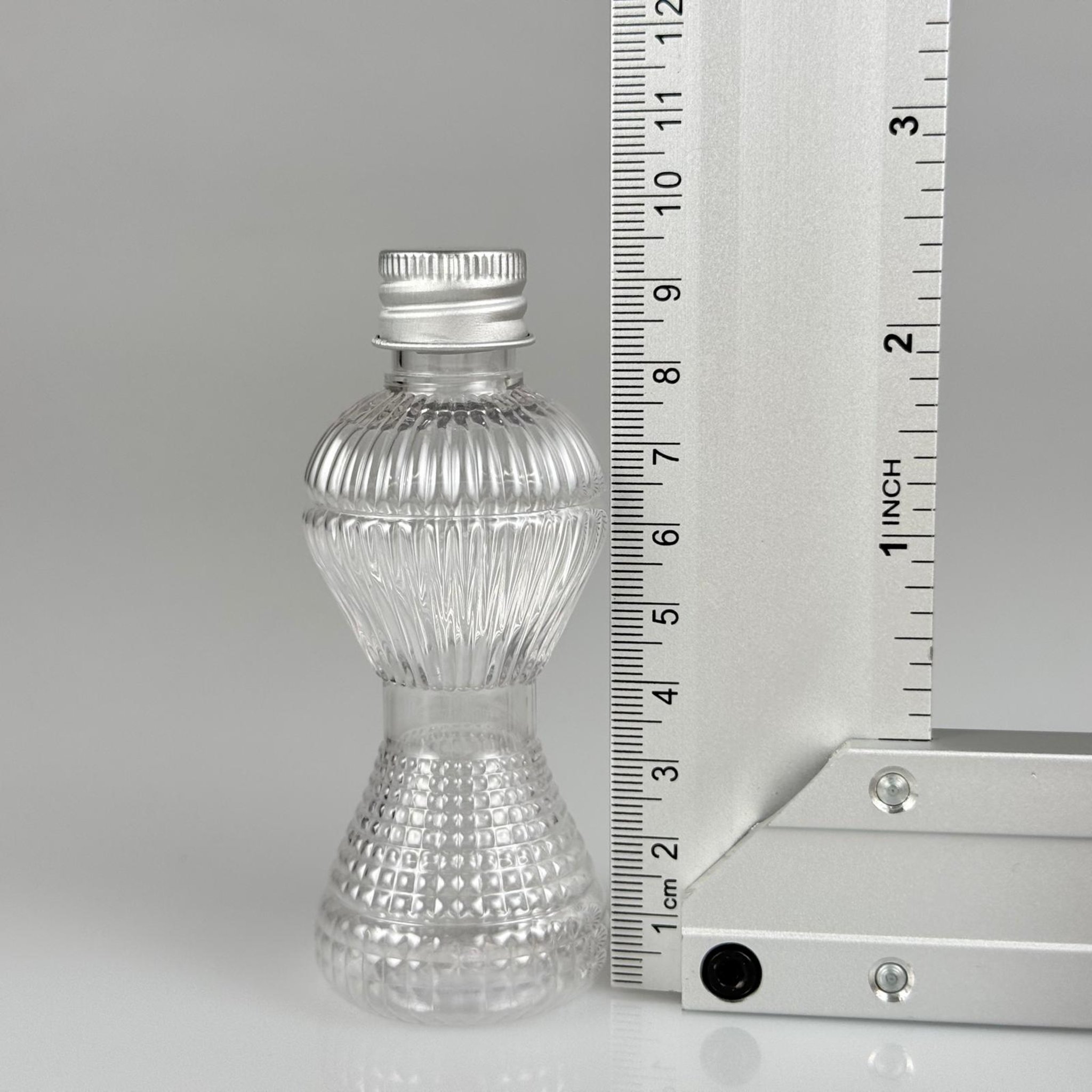50 CC MİNİ PIRLANTA ŞİŞE + KÖPÜK CONTALI GÜMÜŞ ALÜMİNYUM METAL KAPAKLI TAKIM - 50 ML PLASTİK CAMPET ŞİŞE