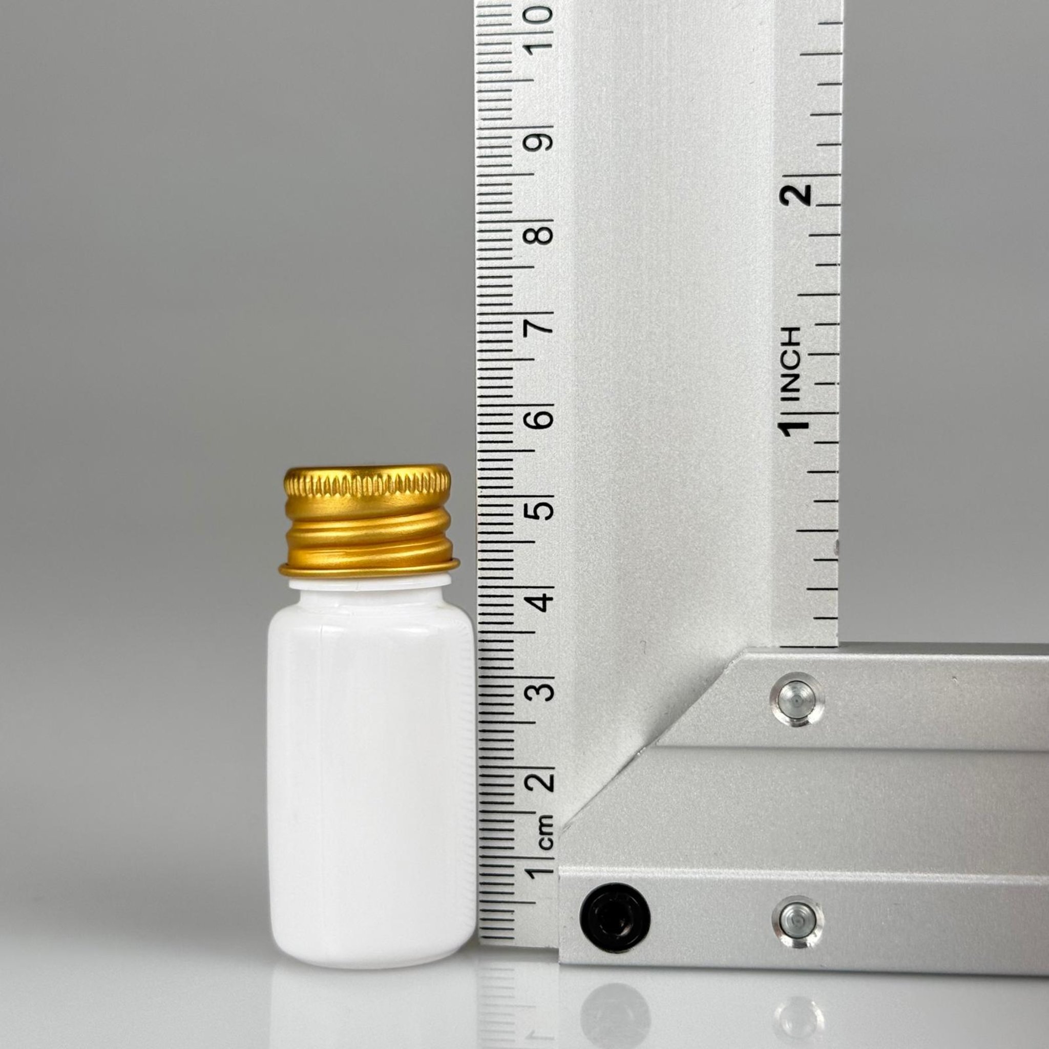 10 CC BEYAZ PET SHOT ŞİŞE - KÖPÜK CONTALI GOLD ALÜMİNYUM METAL KAPAKLI + DAMLALIKLI KOLONYA TIPALI TIPALI TAKIM - 10 ML PLASTİK ŞİŞE