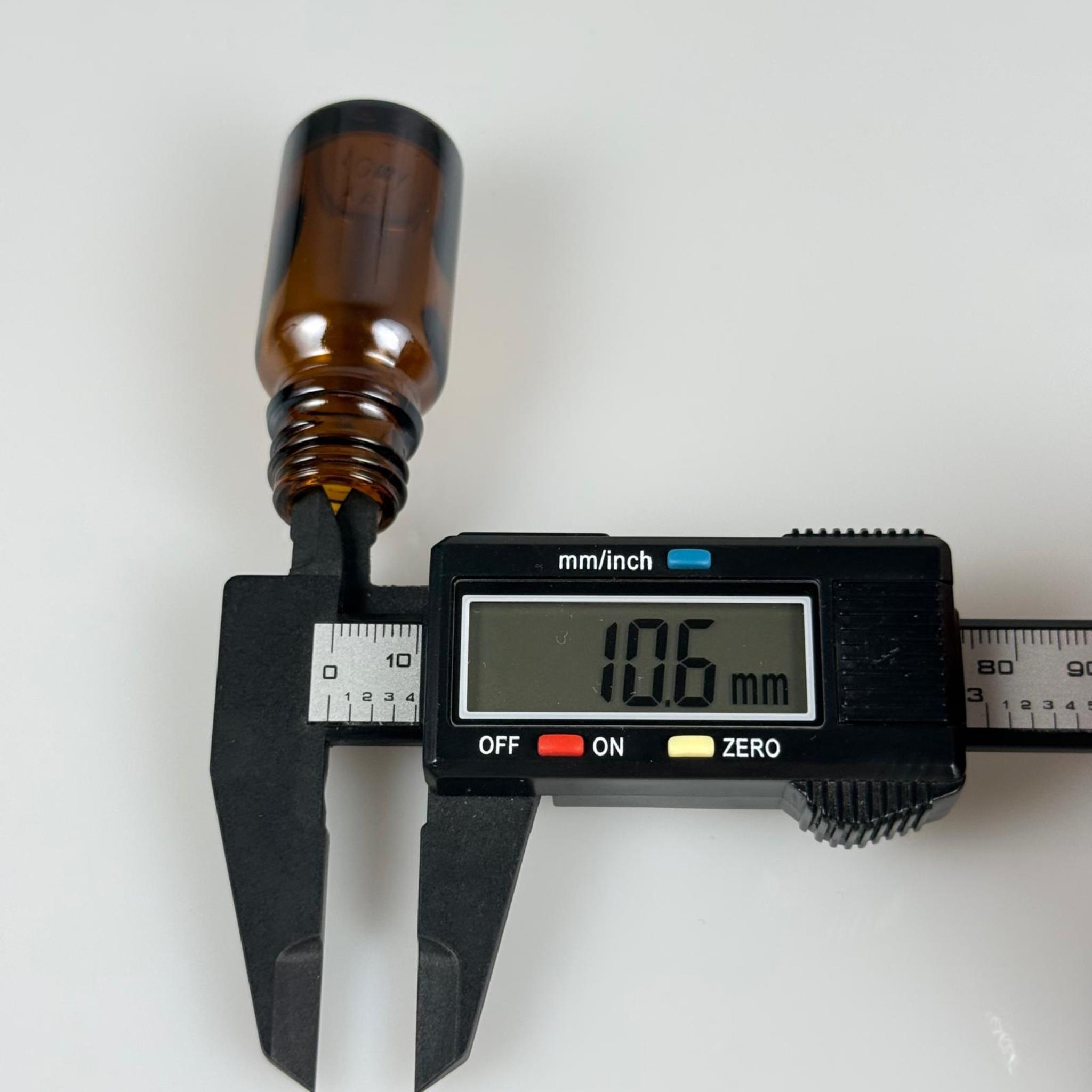 10 CC AMBER CAM ŞİŞE 18 MM