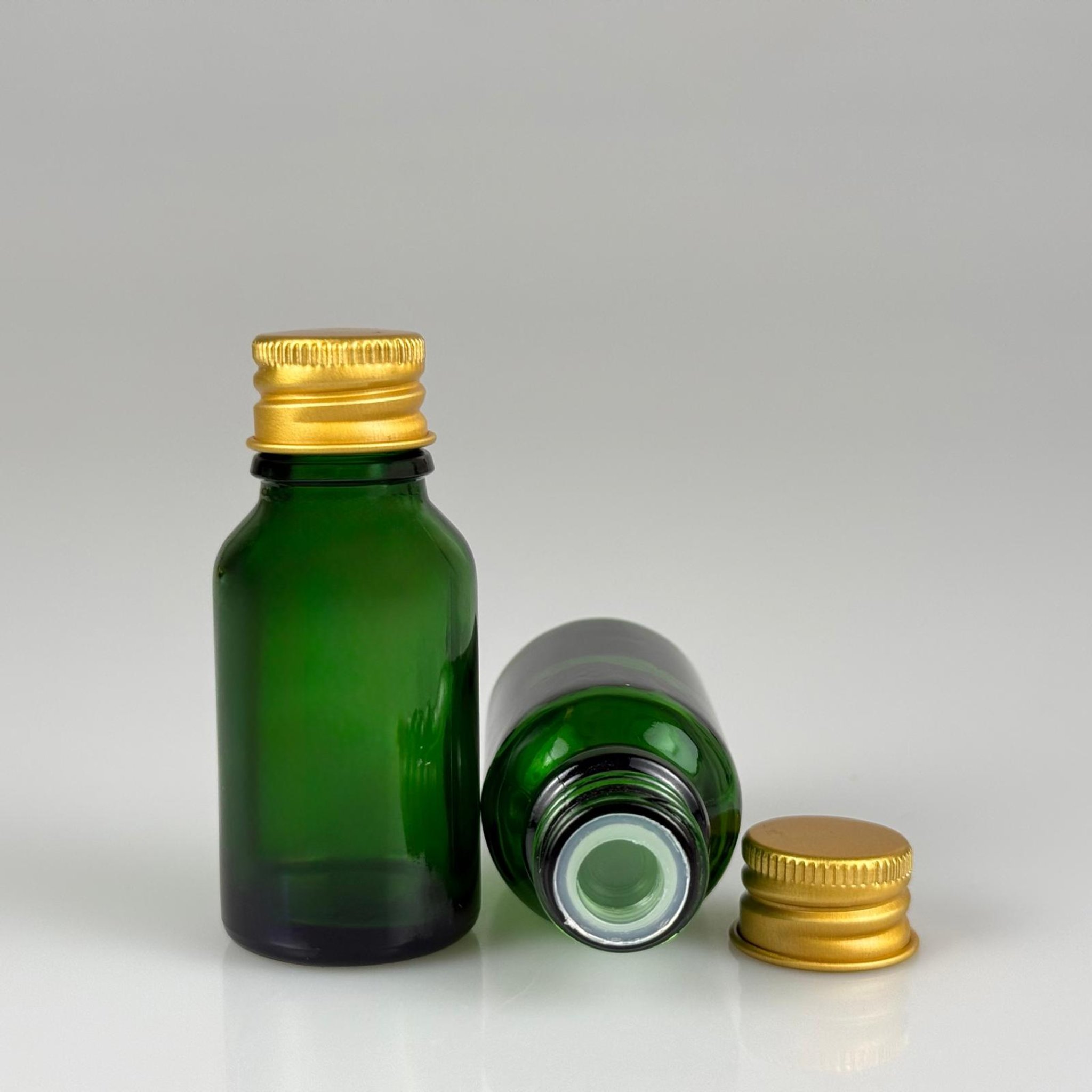 15 CC YEŞİL CAM ŞİŞE + KÖPÜK CONTALI GOLD ALÜMİNYUM METAL KAPAKLI + KÖR TIPALI TAKIM - 15 ML YEŞİL CAM ŞİŞE