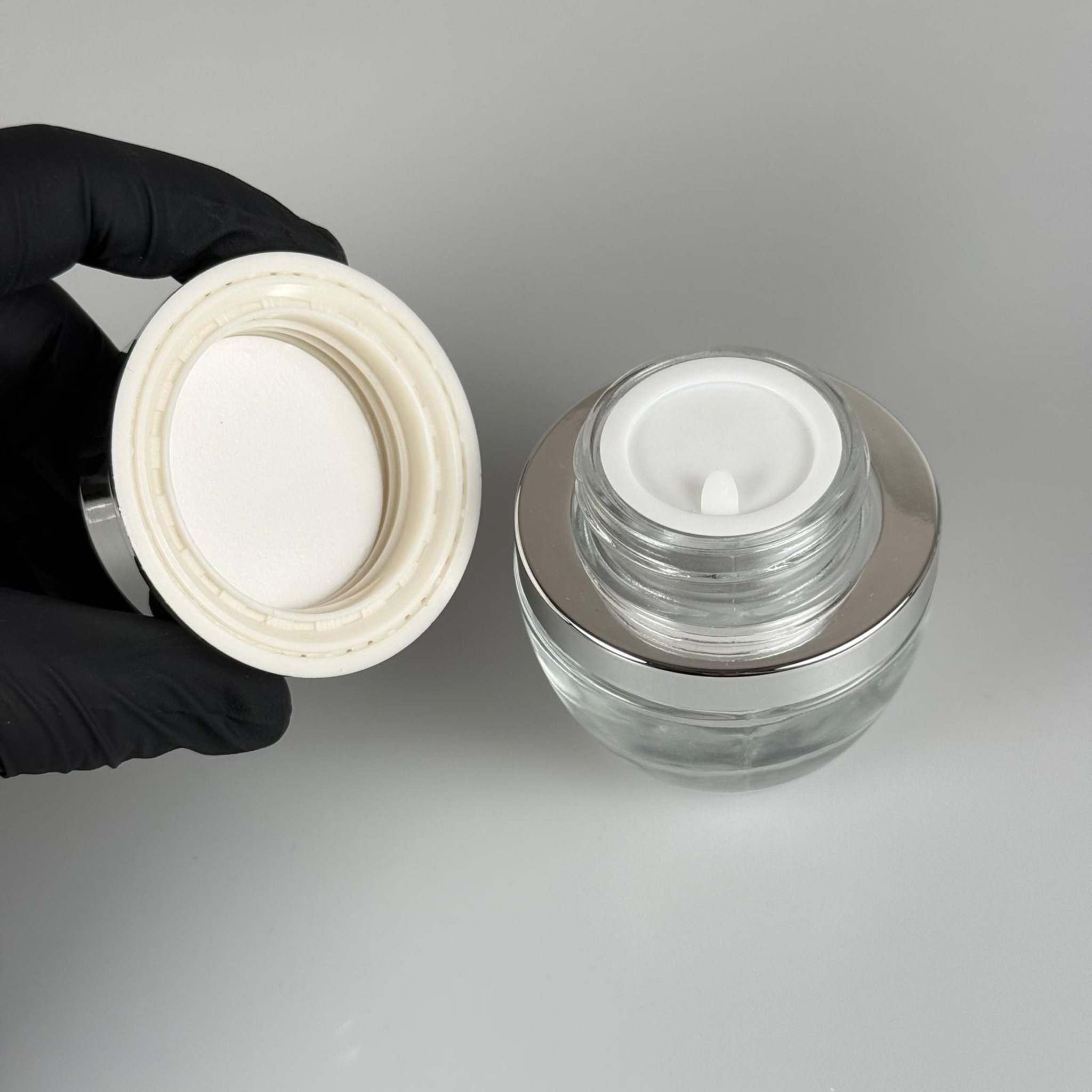 50 ML ROMA KAVANOZ - GÜMÜŞ METAL KAPAKLI TIPALI BOŞ LÜX TAKIM KREM KAVANOZU