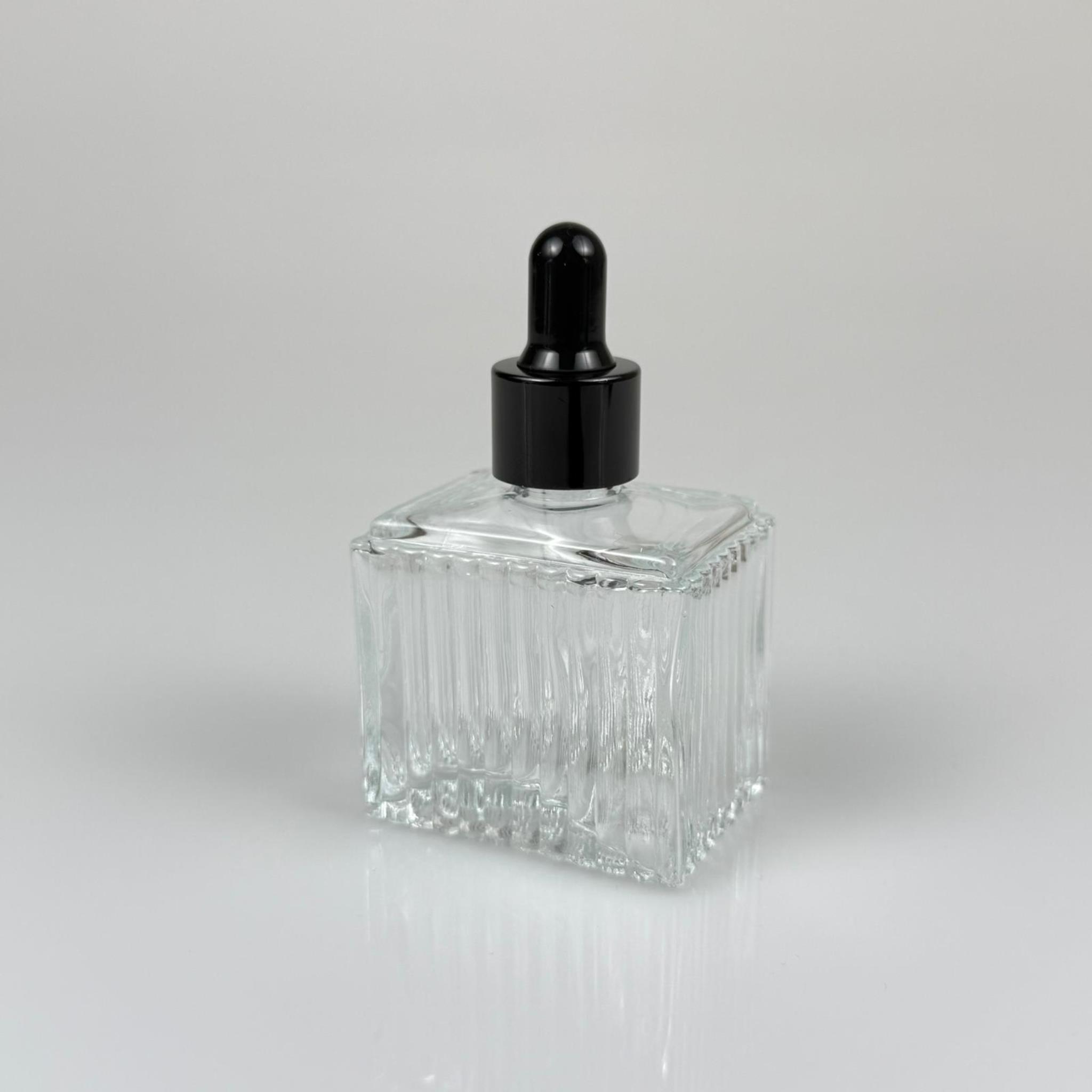50 CC KÖŞELİ DESENLİ ÇİZGİLİ PRESTİJLİ CAM DAMLALIKLI ŞİŞE - SİYAH EMZİK - SİYAH METALİK KAPAK - 50 ML CAM DAMLALIKLI ŞİŞE - DAMLALIKLI BOŞ ŞİŞE