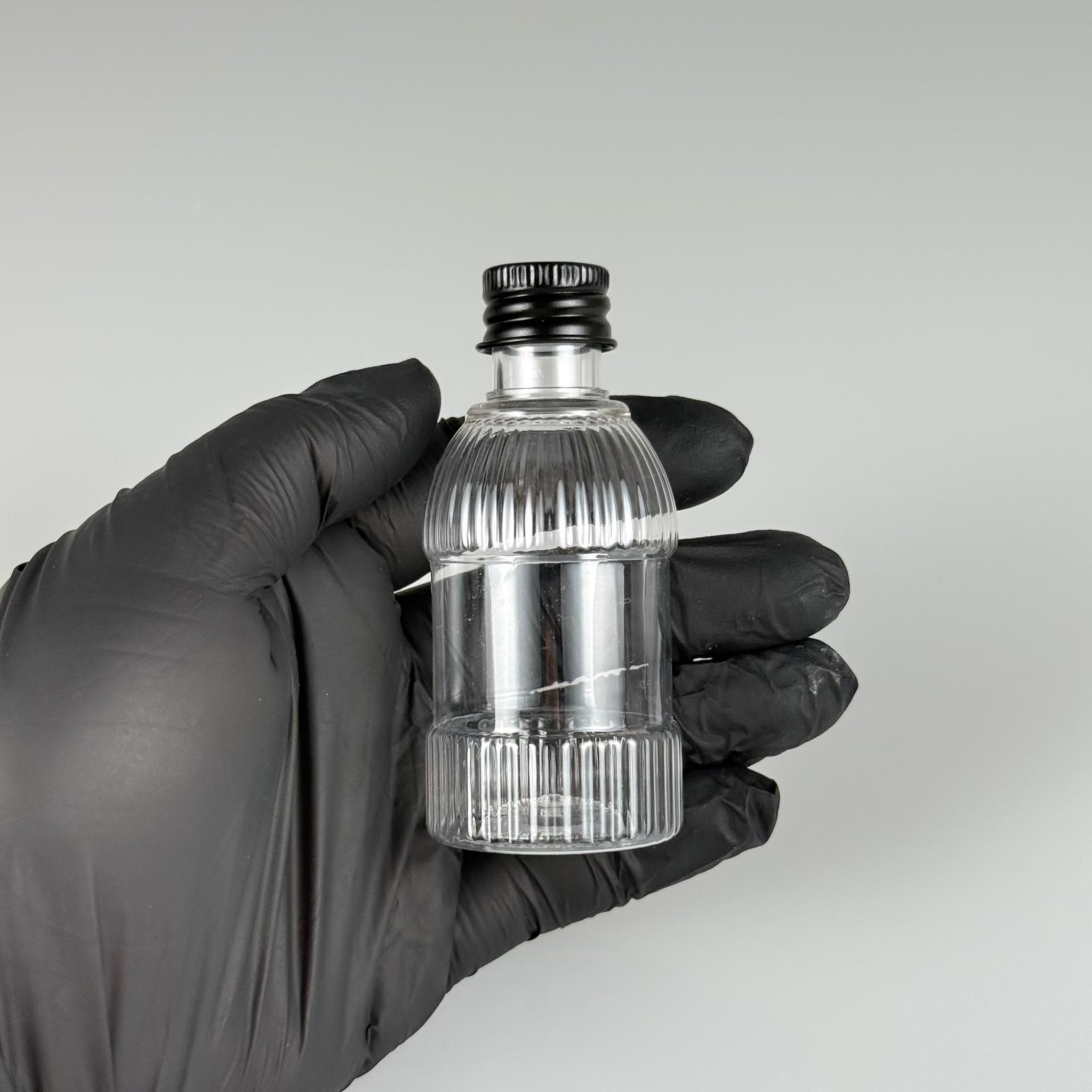 50 CC MANDALİNA MODEL PET ŞİŞE + KÖPÜK CONTALI SİYAH ALÜMİNYUM METAL KAPAKLI + KOLONYA TIPALI TAKIM - 50 ML TOMBUL PET ŞİŞE